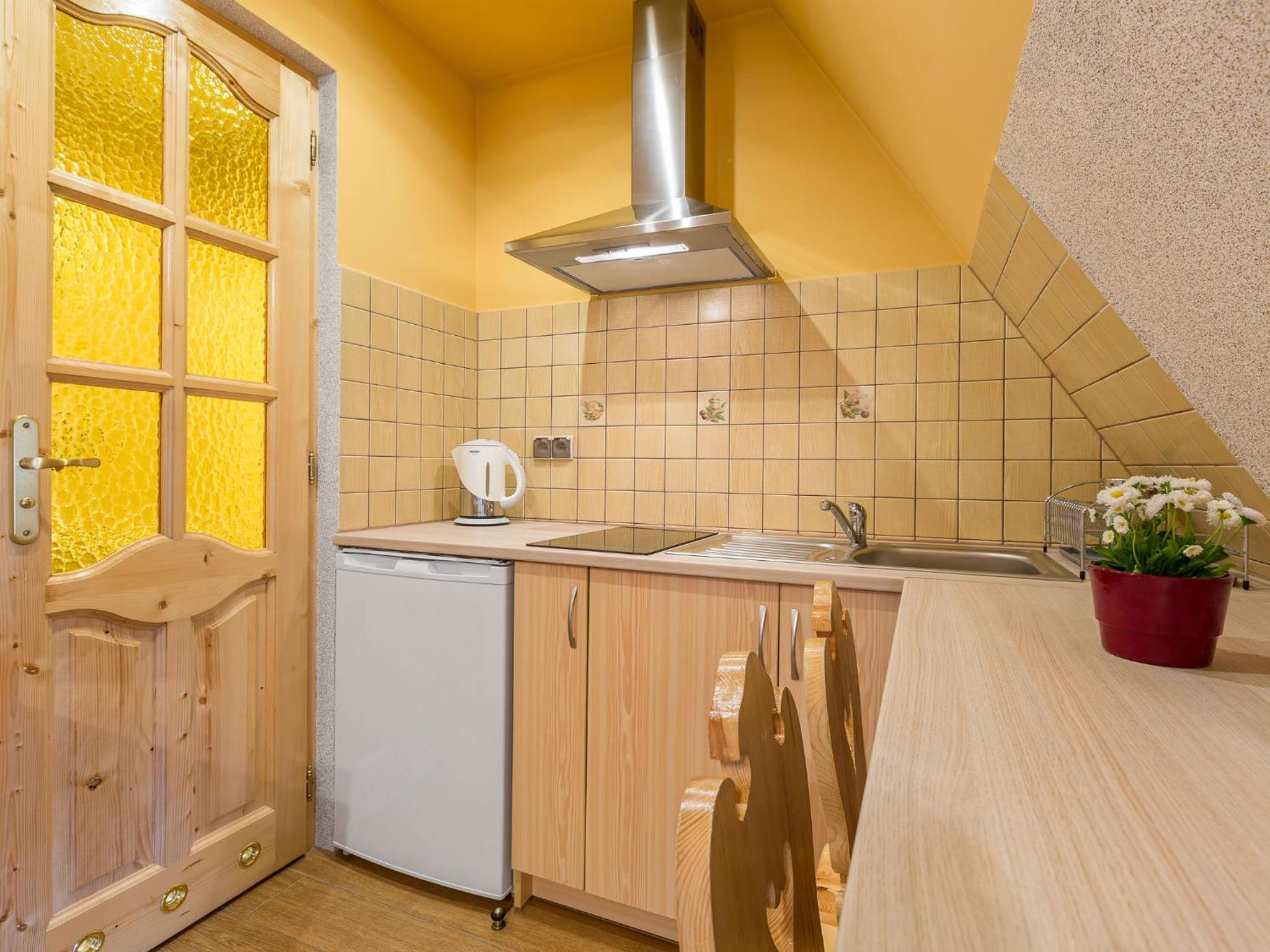 Double or Twin Room with Kitchenette - Photo 7