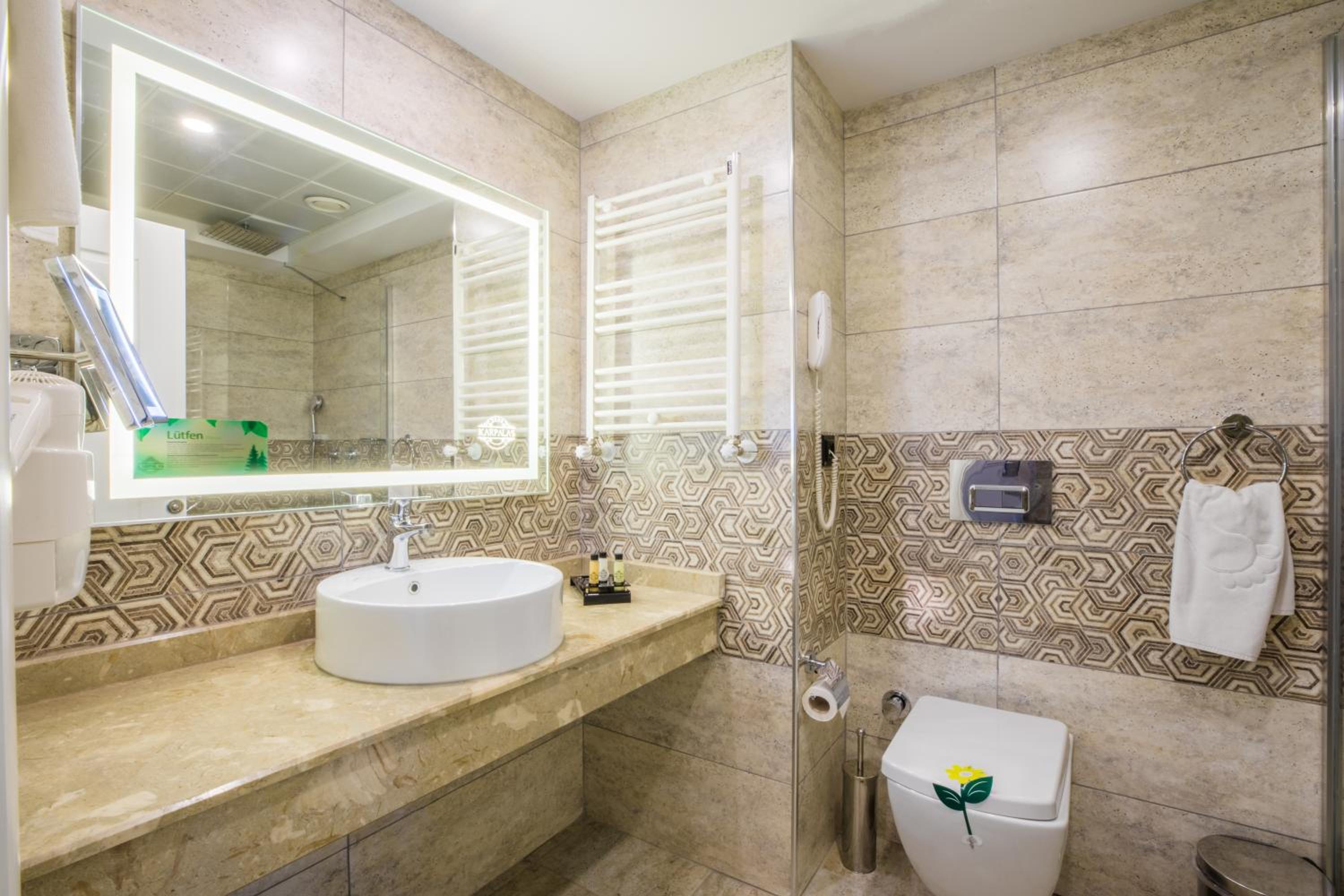 Executive Suite photo 2
