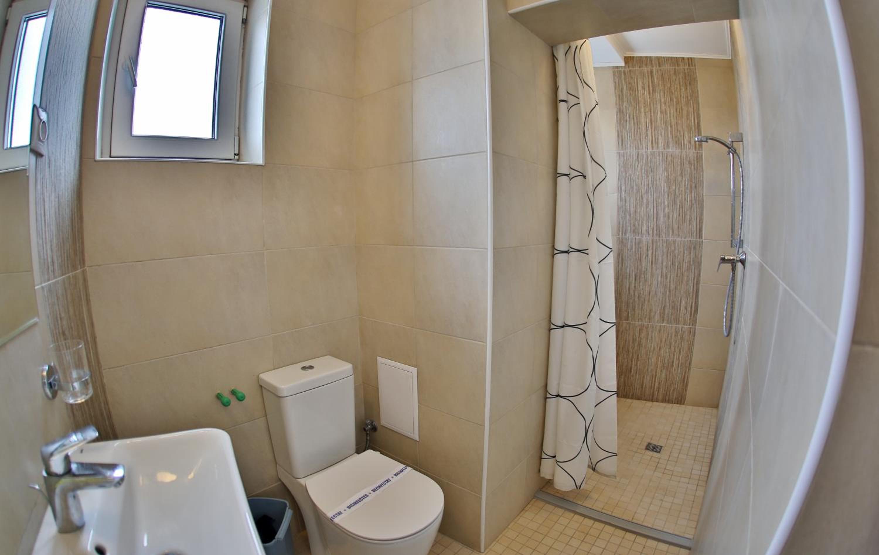 One-Bedroom Suite with Sea View photo 3