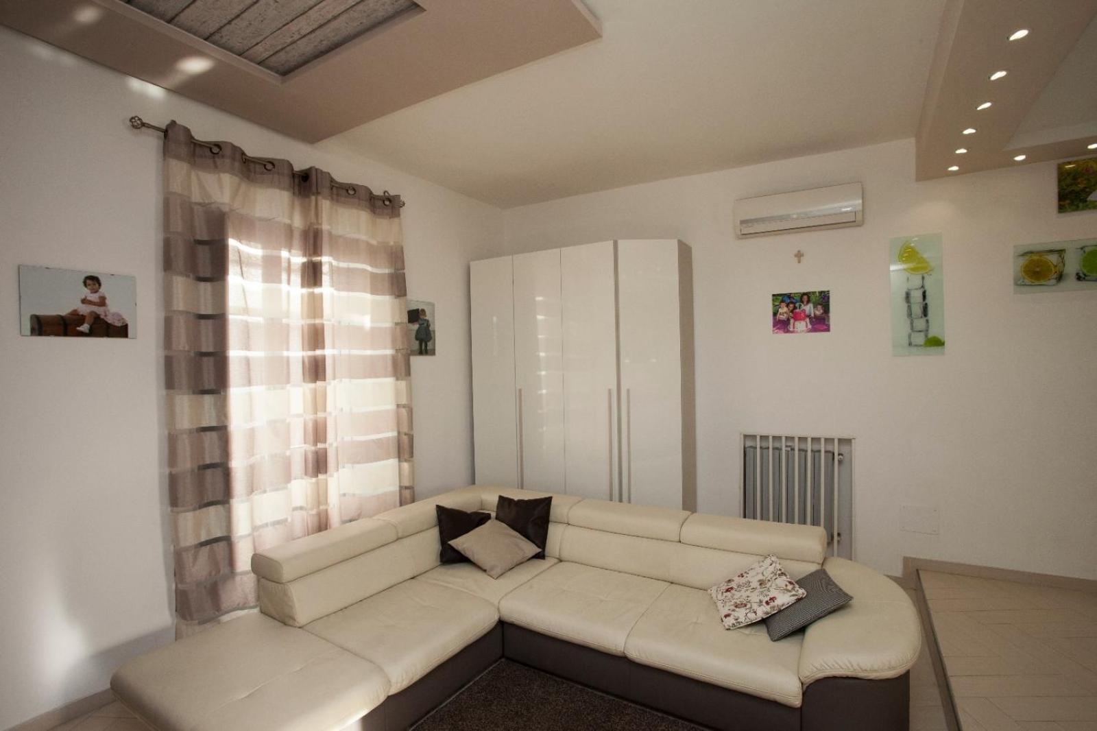 Studio with Sea View and Terrace - Photo 25