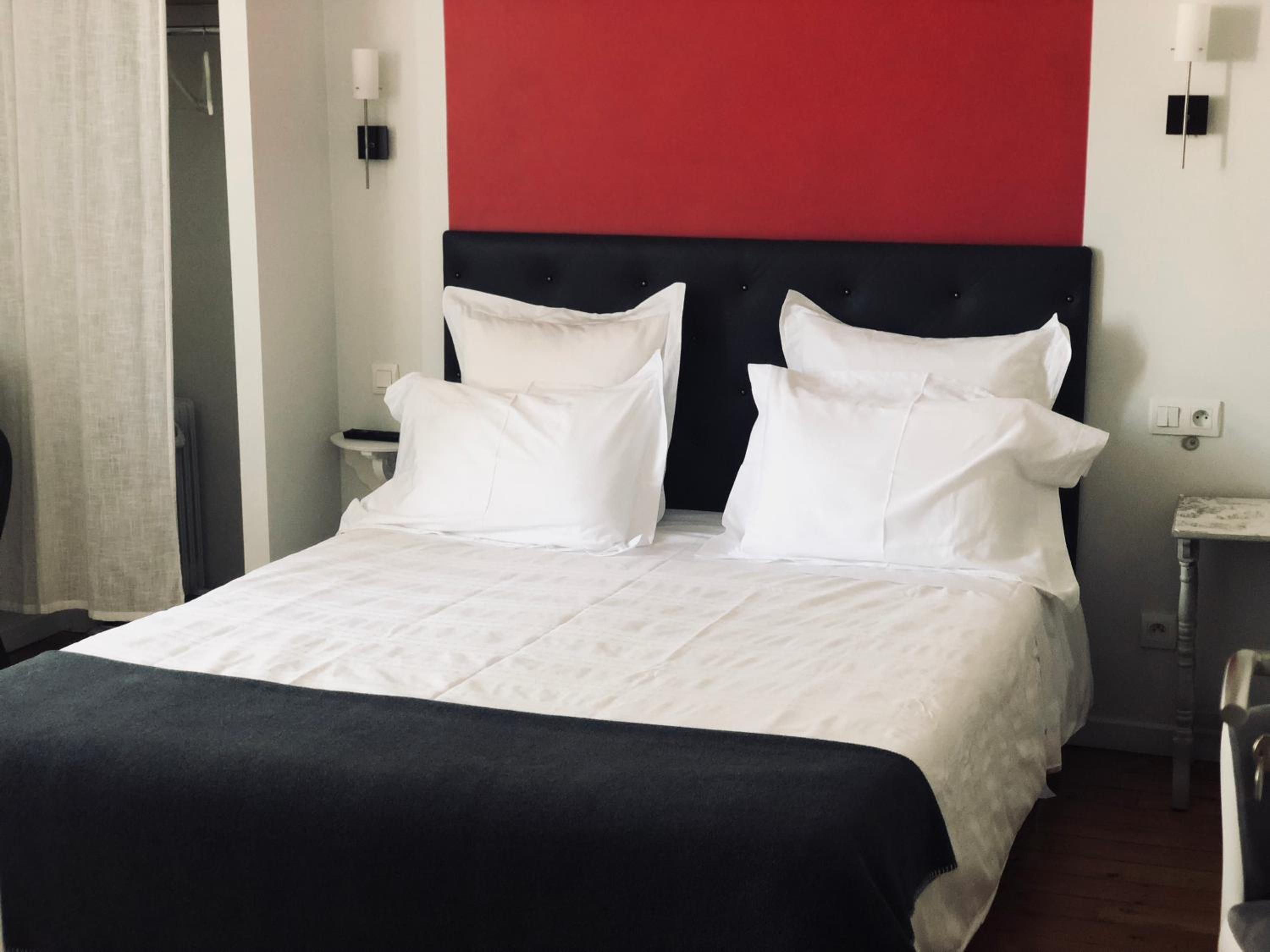 Queen Room photo 3
