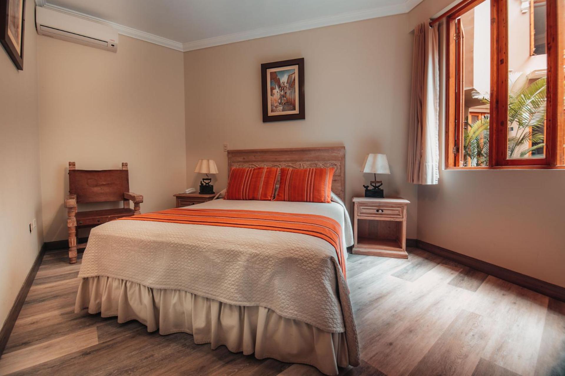 Double Room - Photo 5