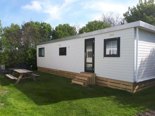 Three-Bedroom Chalet photo 1