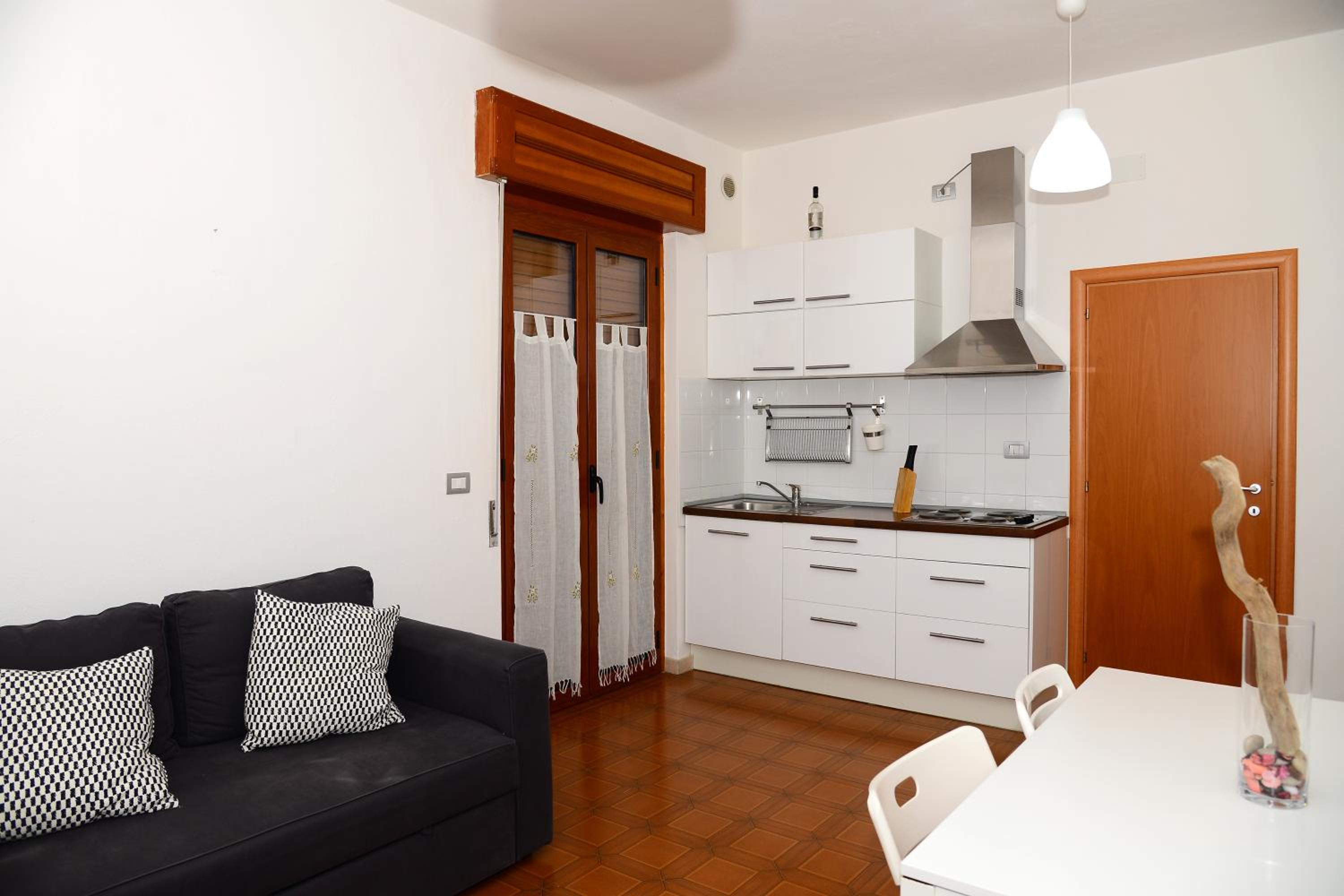 Apartment photo 1