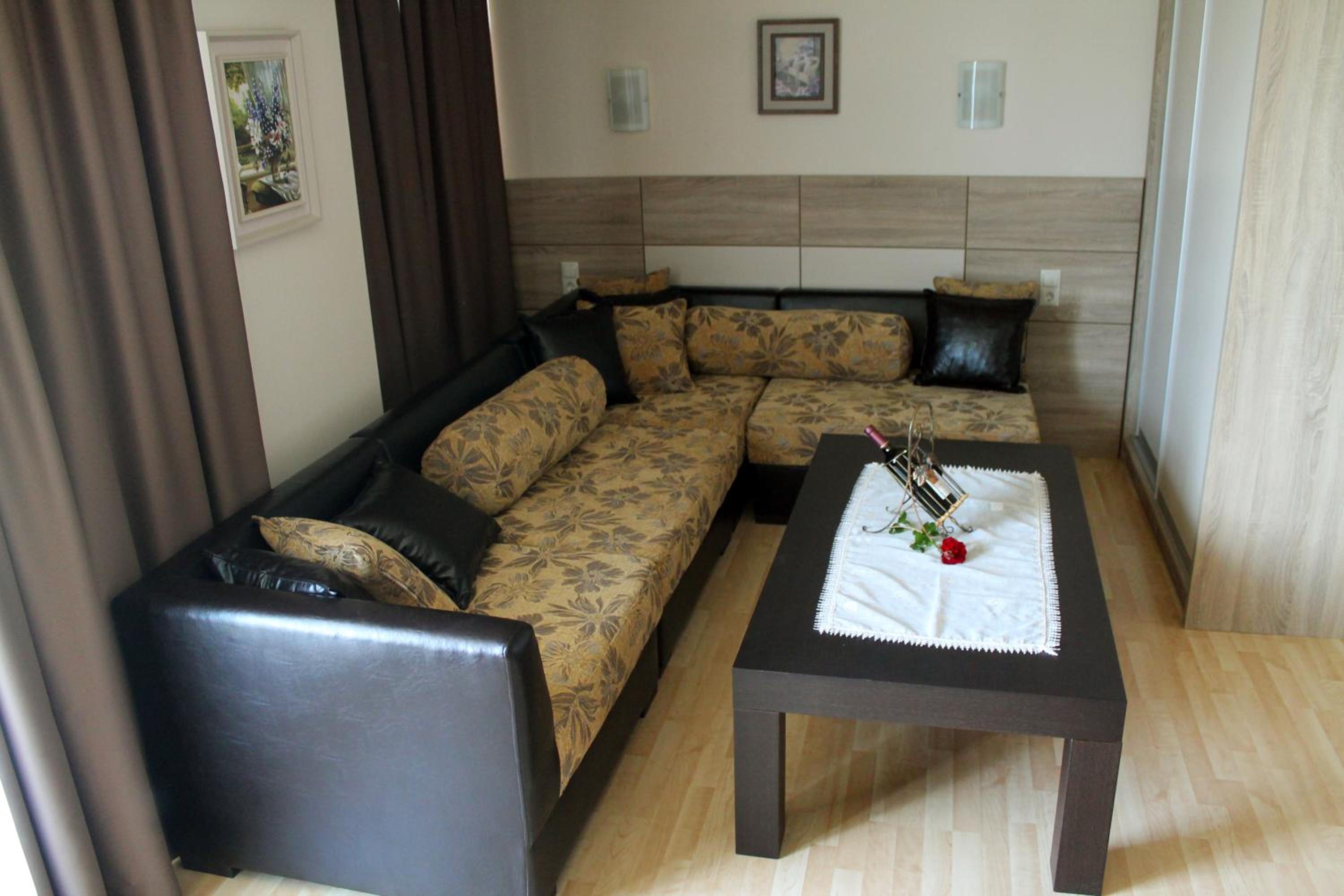 Junior Suite with Mountain View