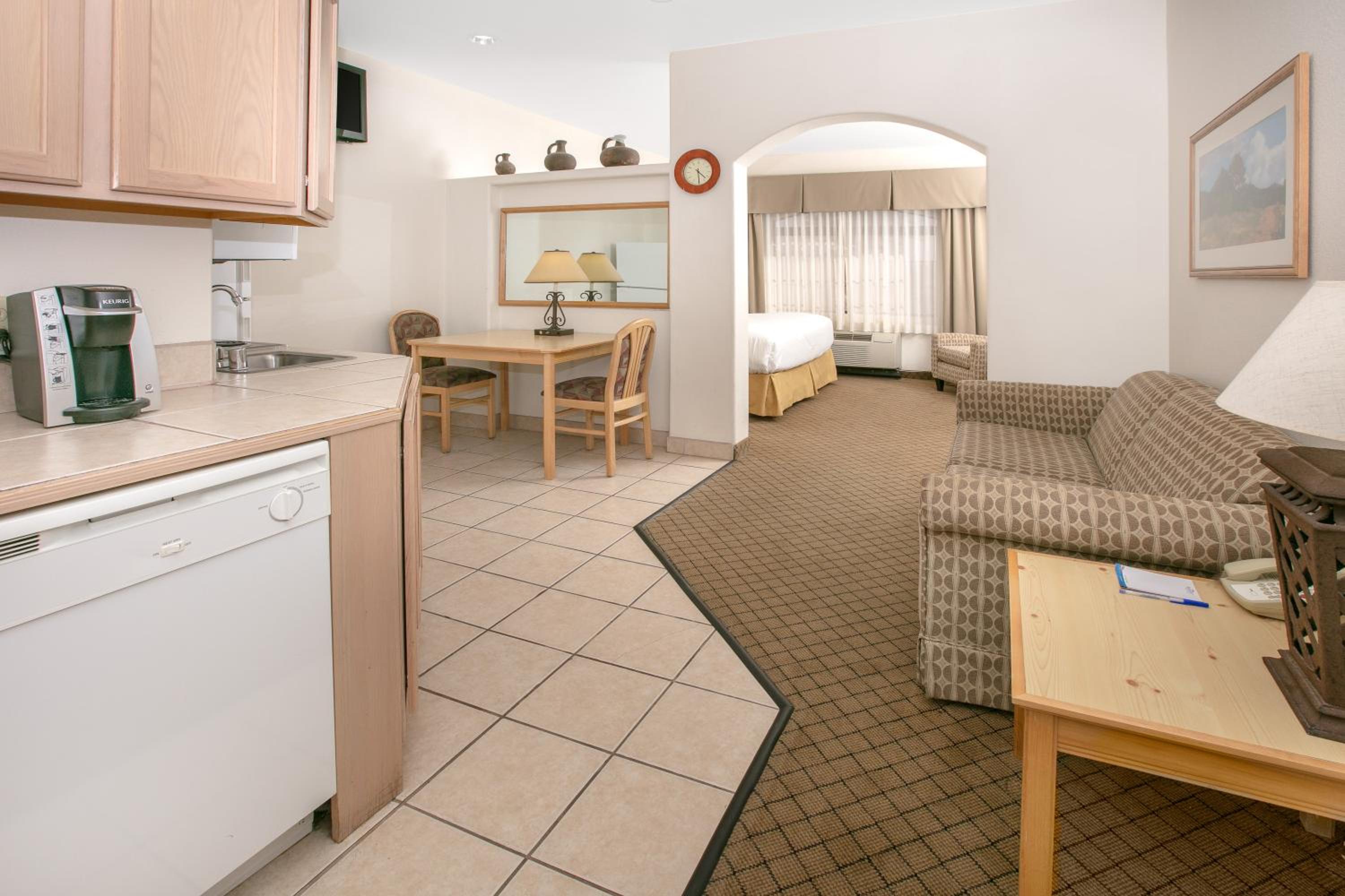 King Apartment - Non-Smoking