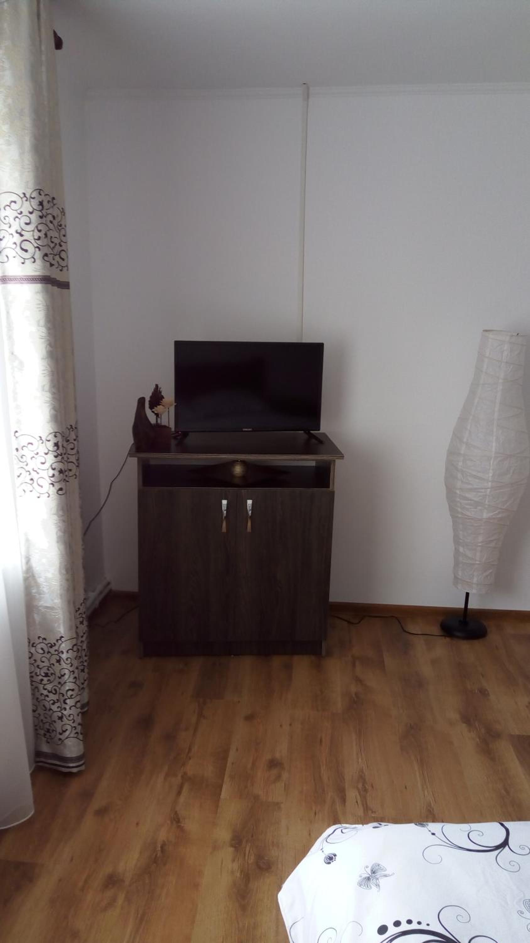 Double Room with Private Bathroom - Photo 6