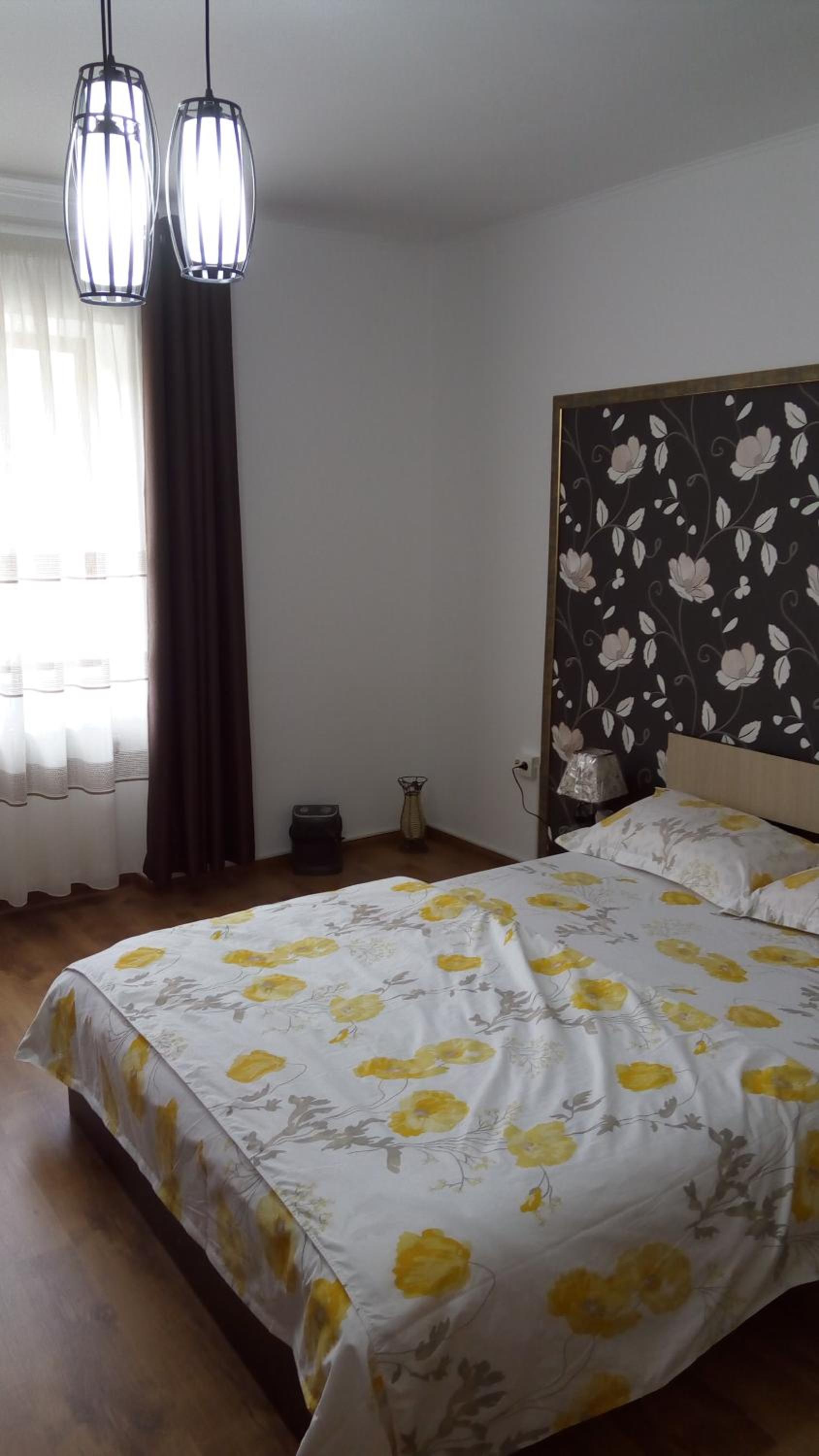 Double Room with Private Bathroom - Photo 9