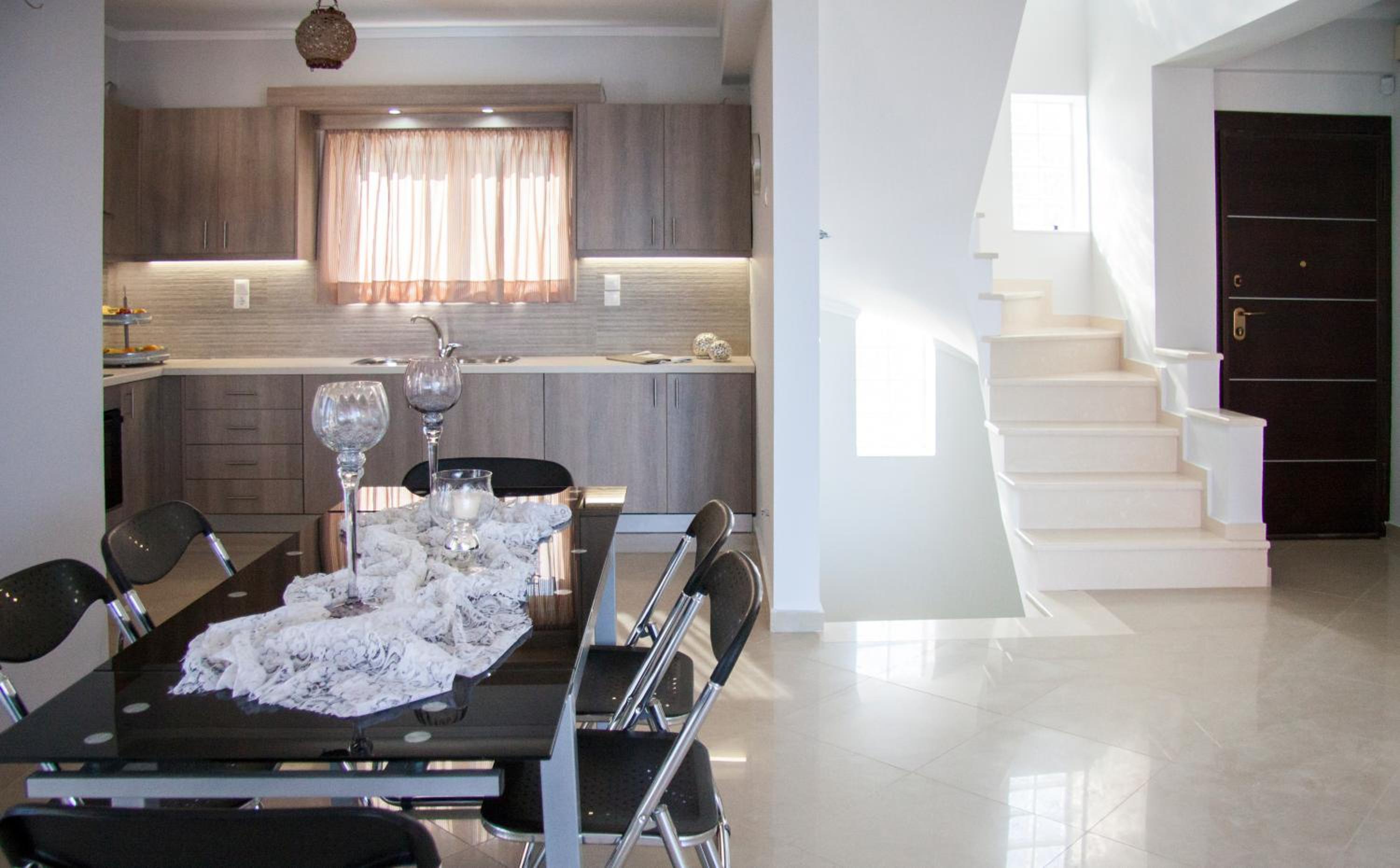 Villa photo 3