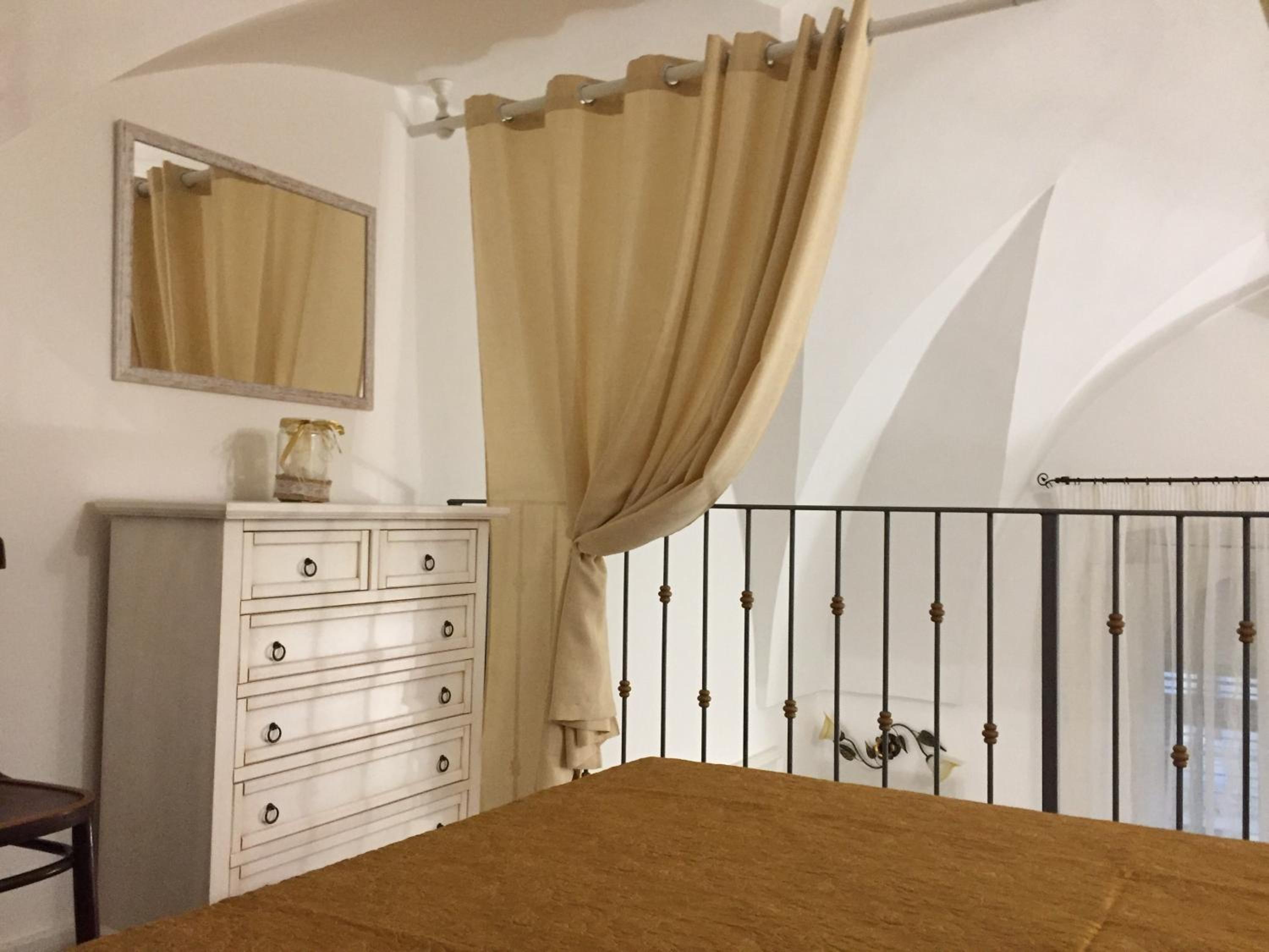 One-Bedroom House photo 2