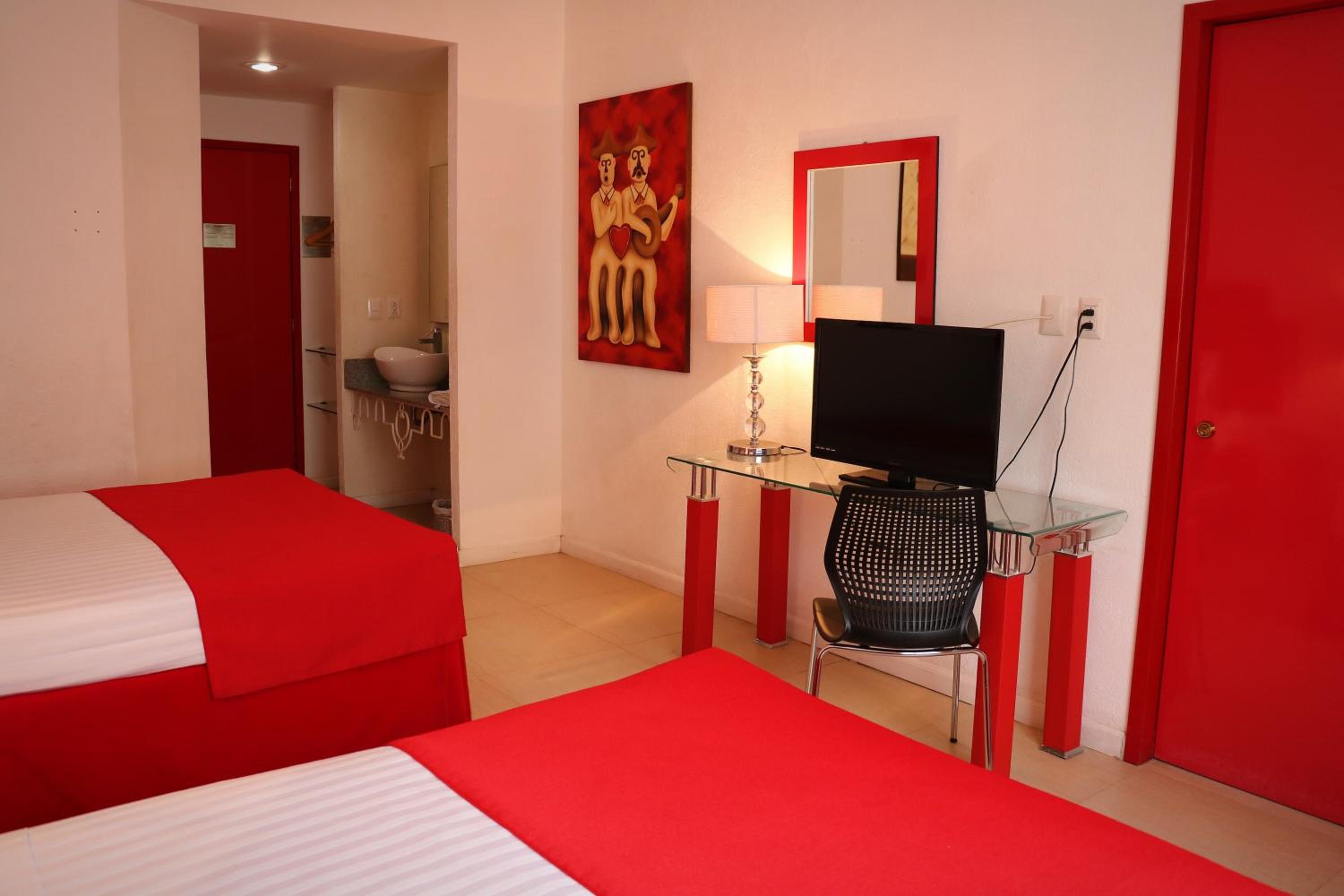Double Room with Two Double Beds - Photo 4