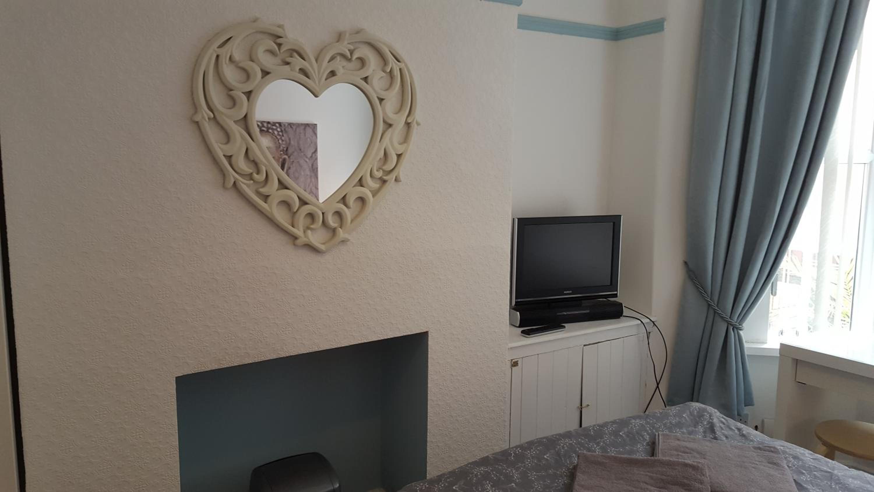Budget Double Room - Photo 4