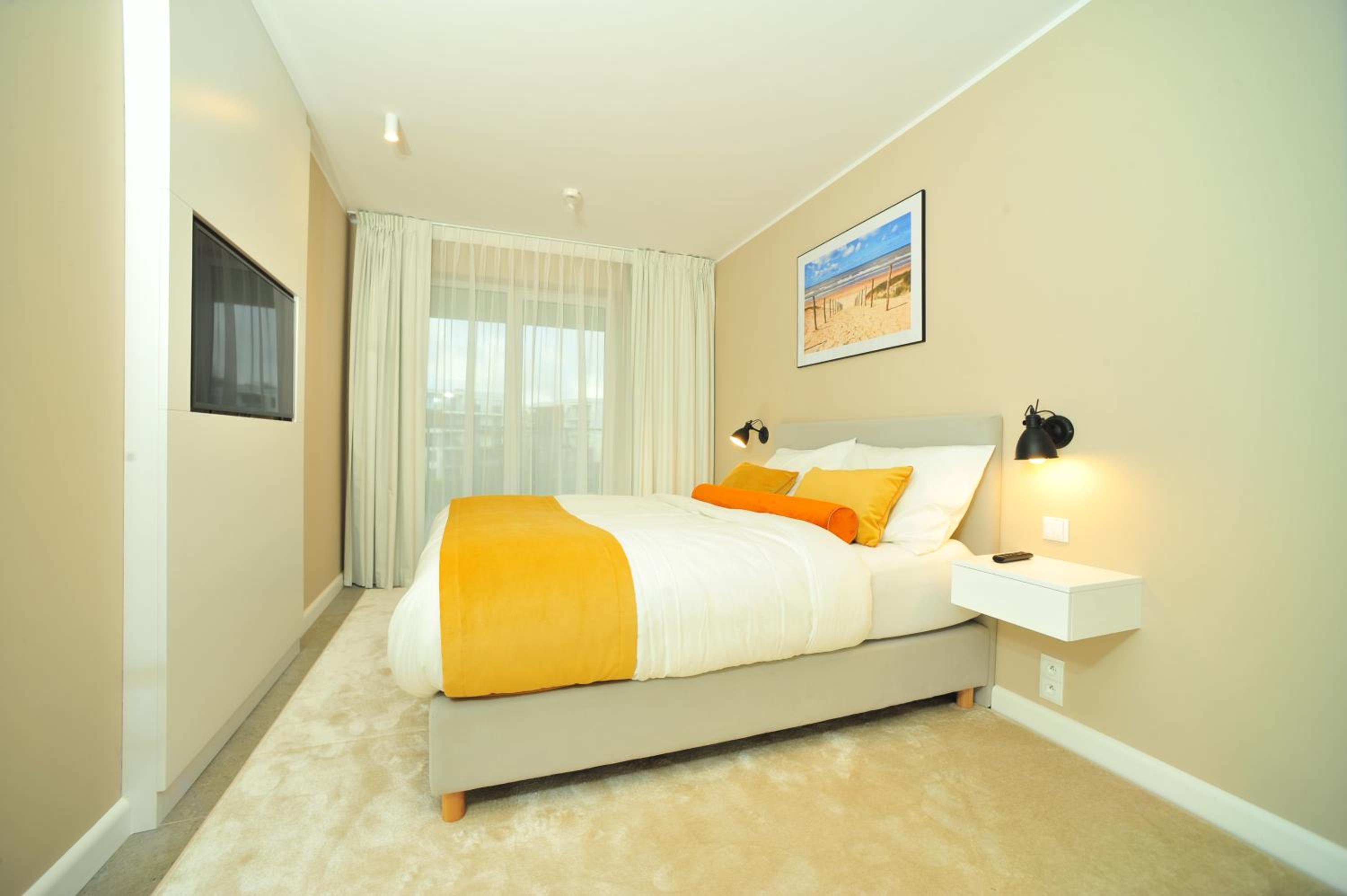 Apartment with Pool View  photo 1