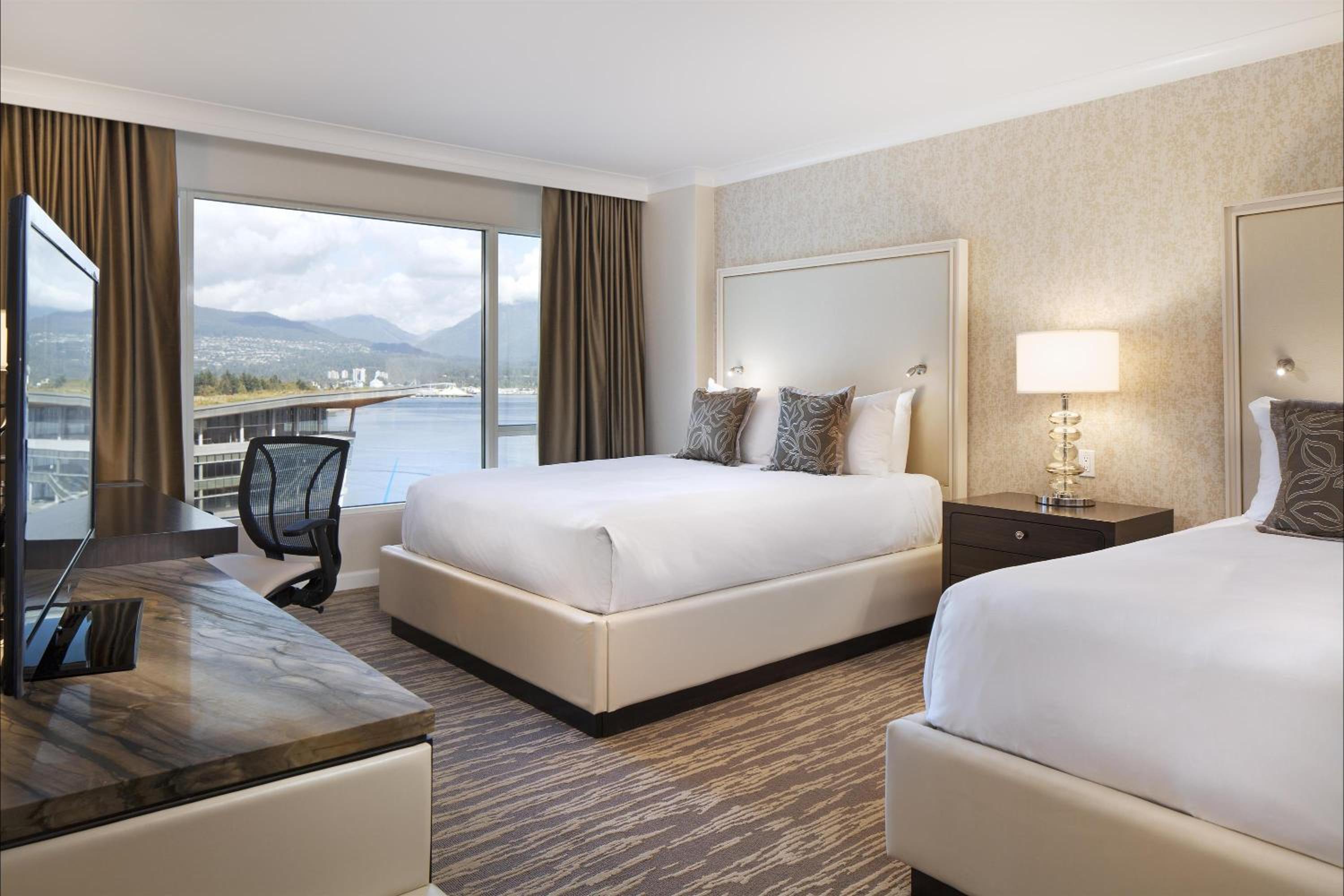 Signature Harbor and Stanley Park View Room with Two Double Beds