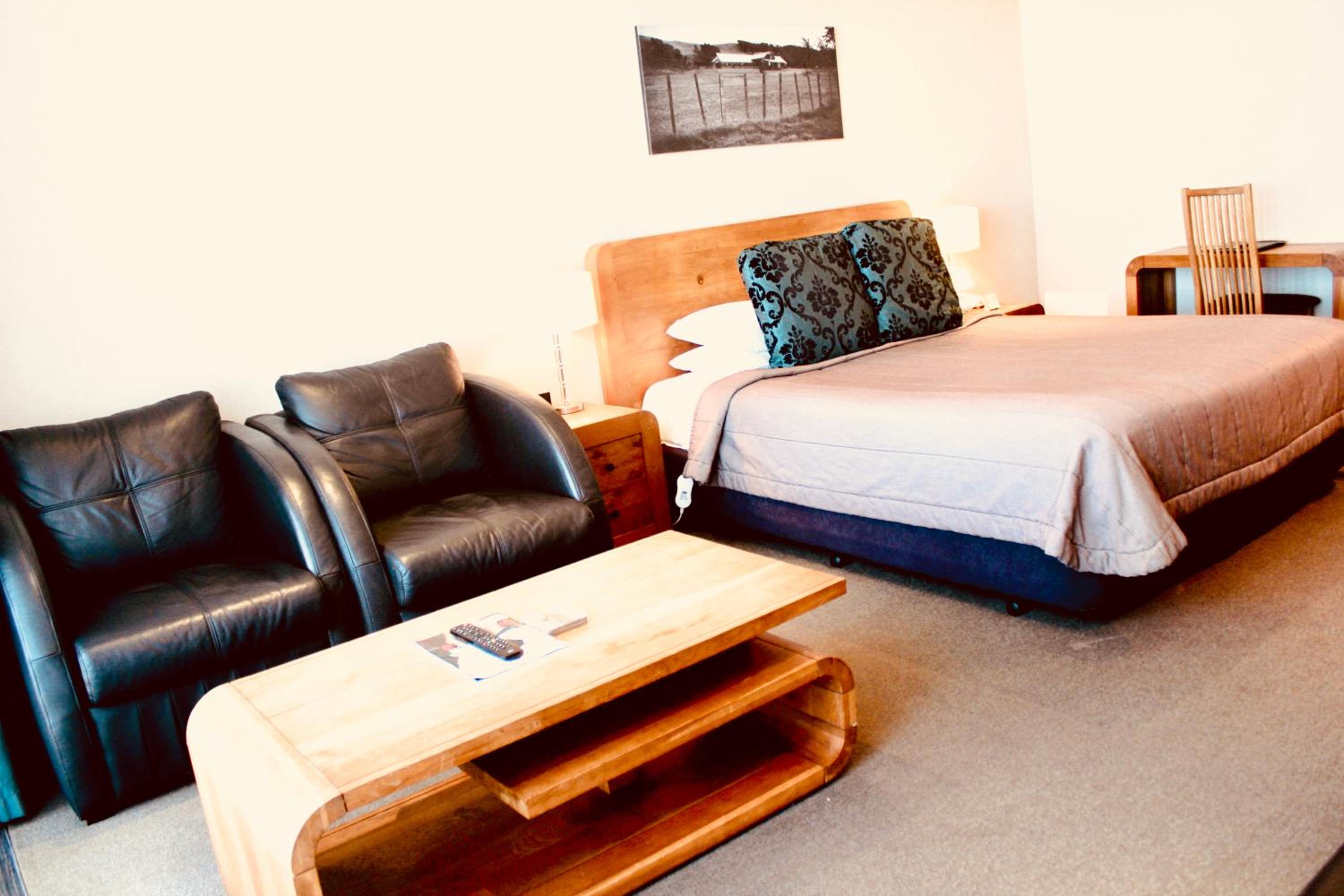 Ocean View Executive Apartment with Spa Bath - Photo 11