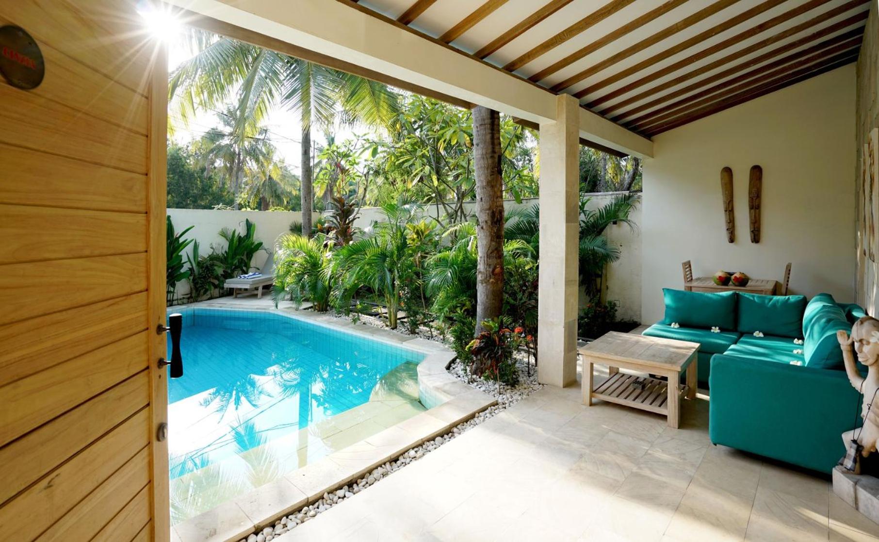 Villa with Private Pool - Photo 12