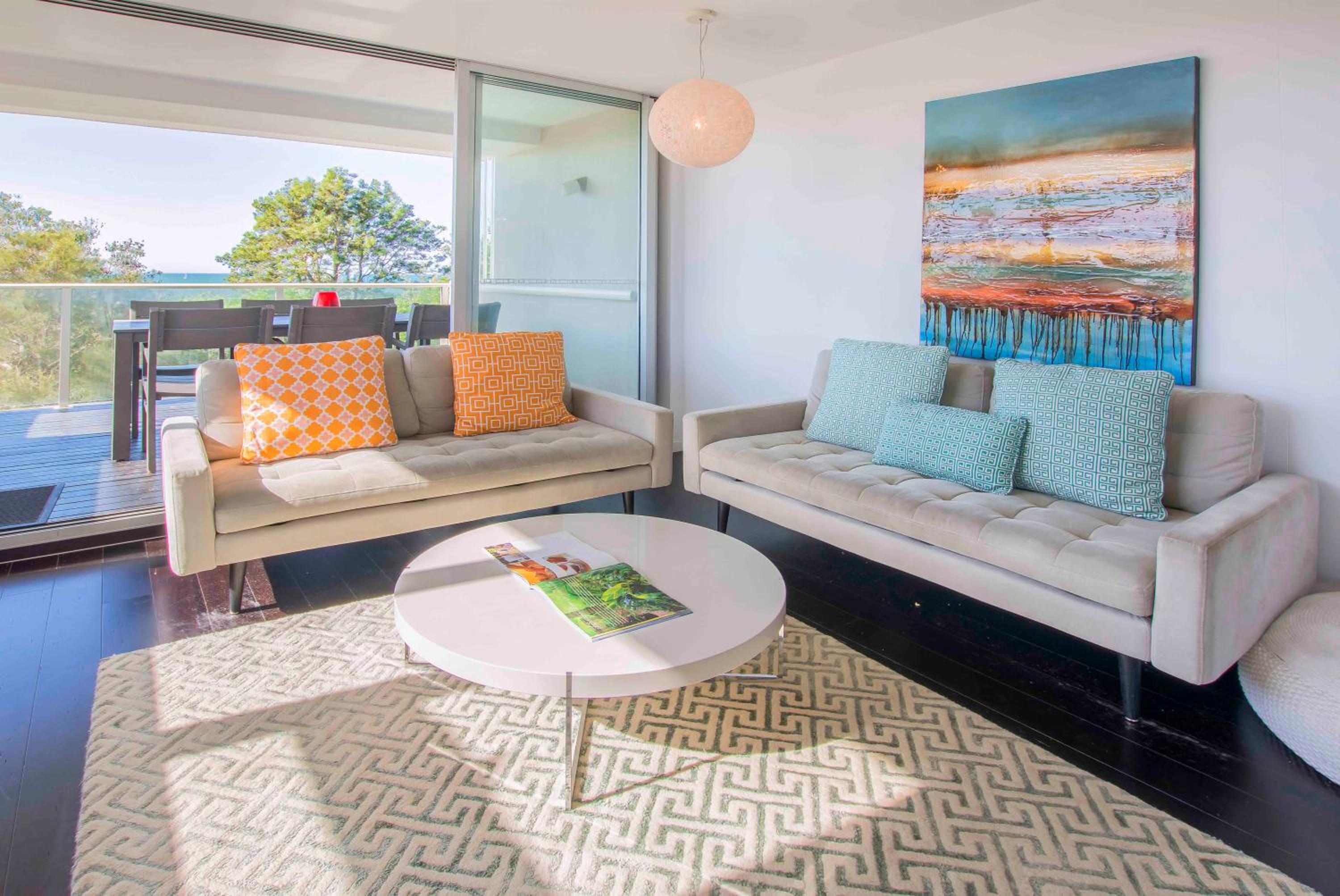 Executive One-Bedroom Apartment with Partial Sea View