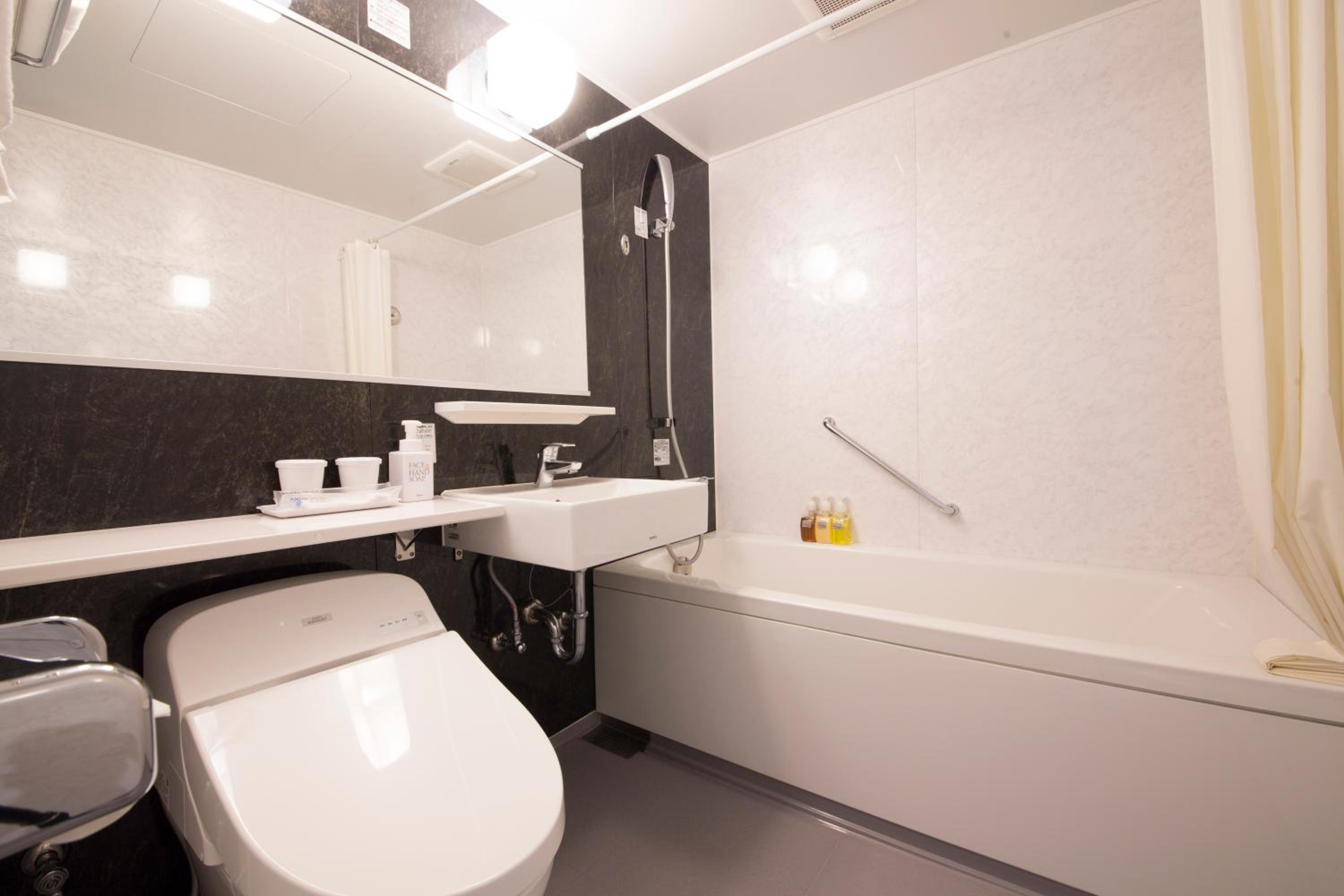 Double Room - Non-Smoking  - Photo 3