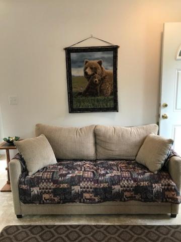 One-Bedroom House - Photo 4