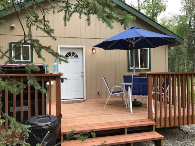 One-Bedroom House - Photo 2