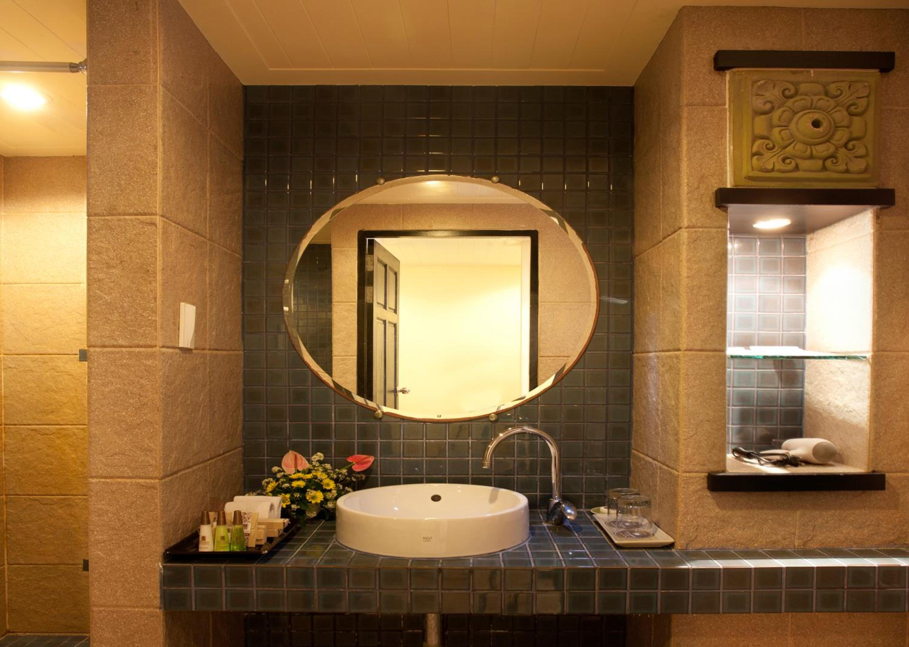 Deluxe Room - Photo 1