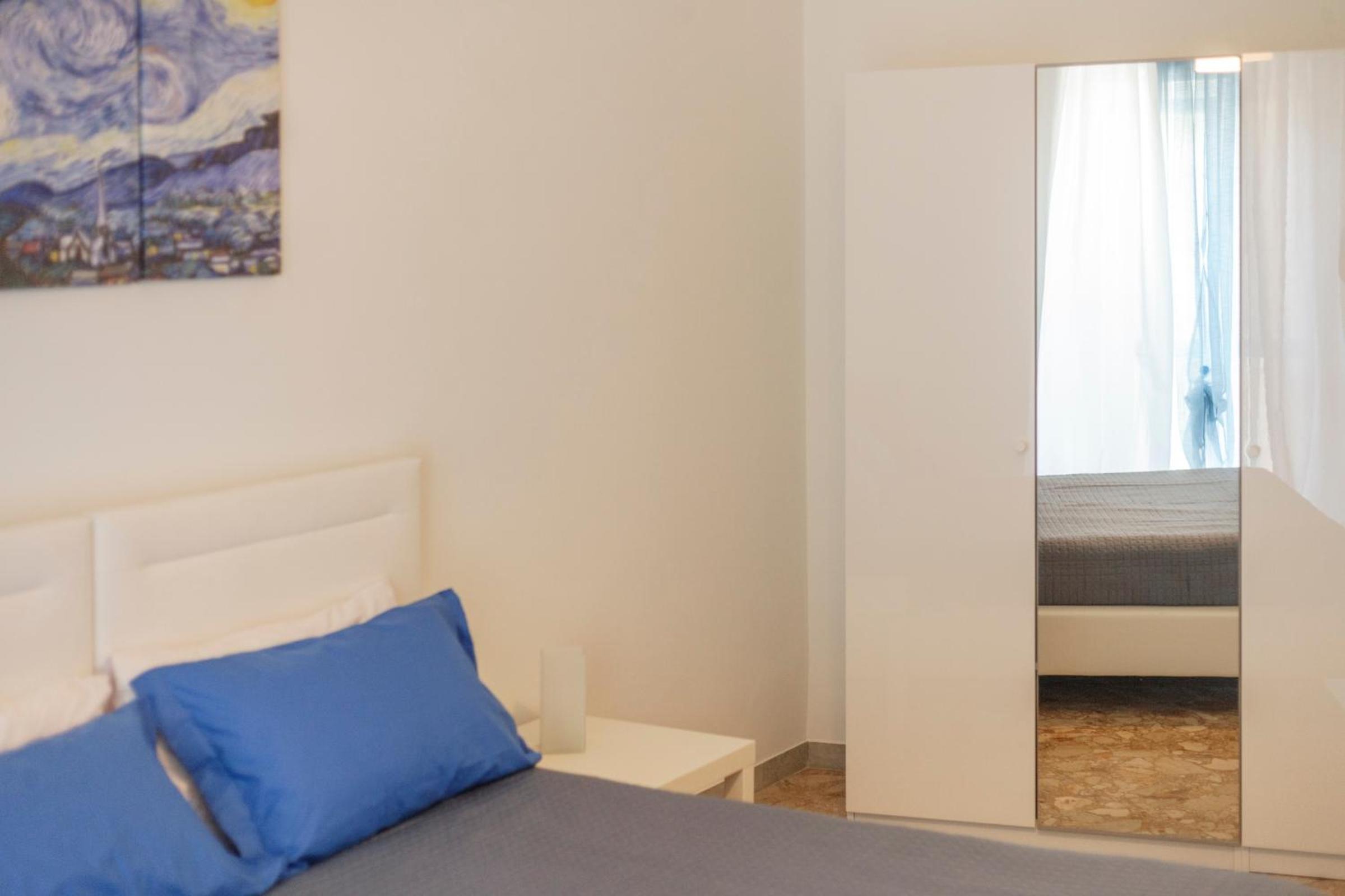 One-Bedroom Apartment - Photo 33