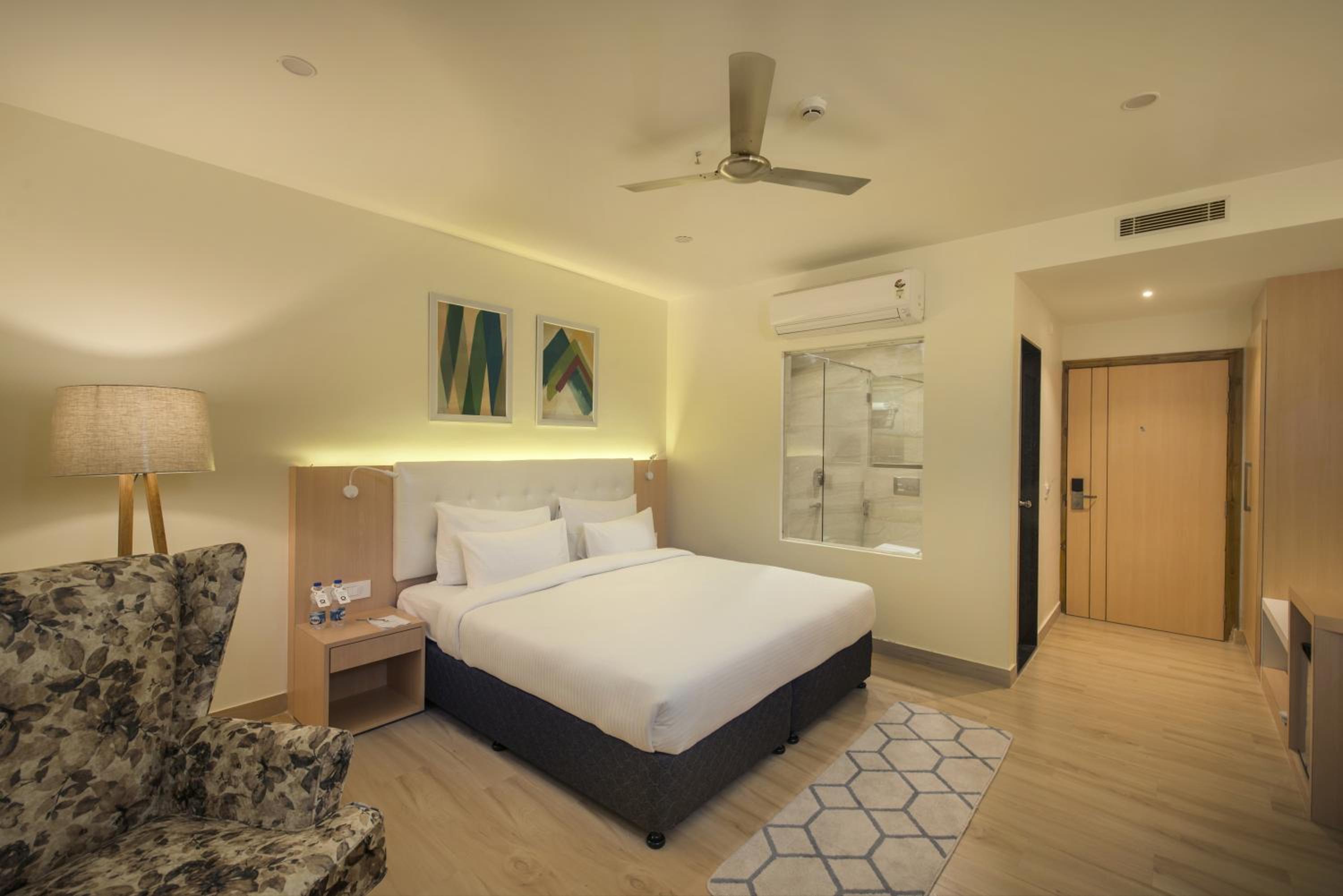 Large Double Room