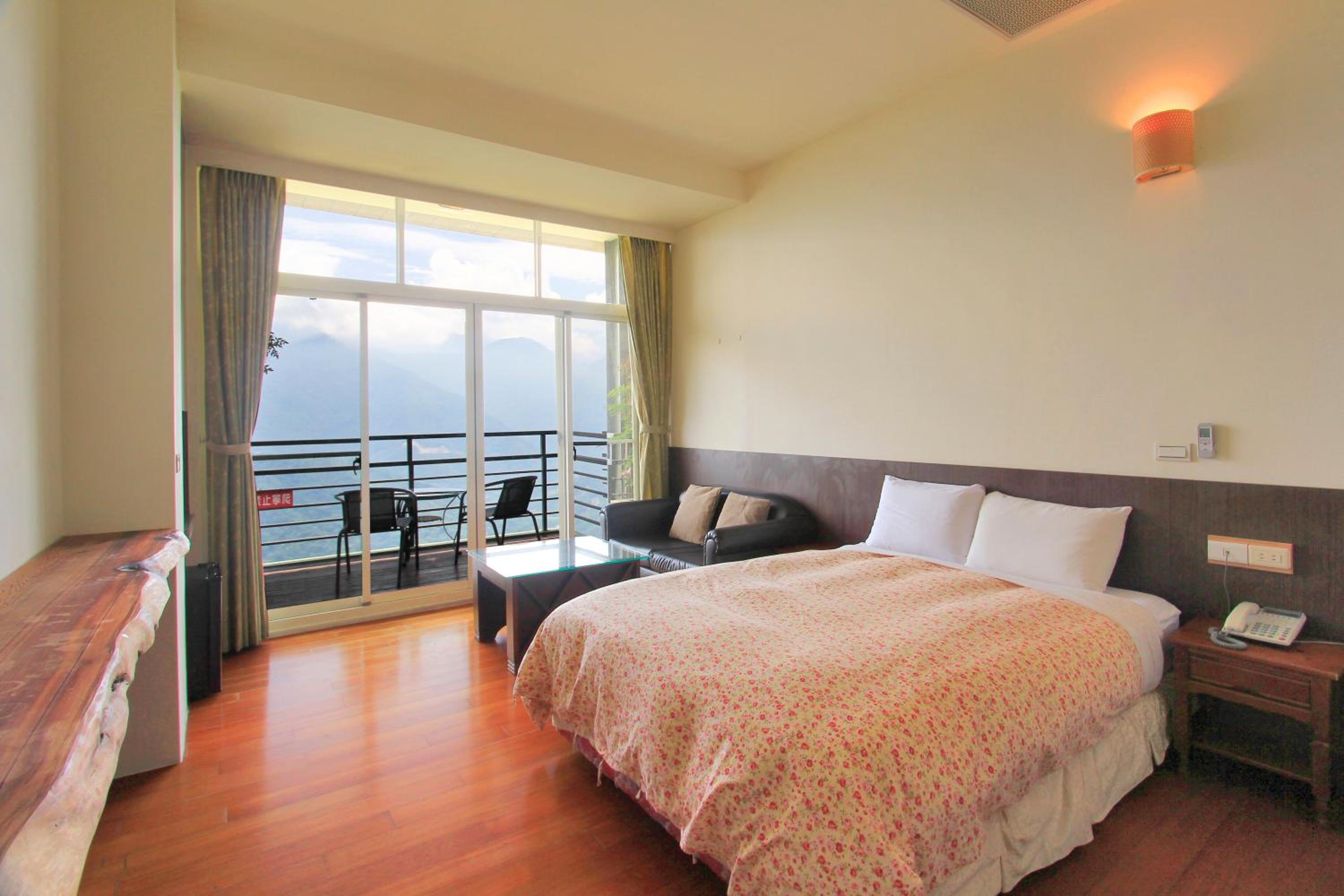 Double Room with Balcony photo 1