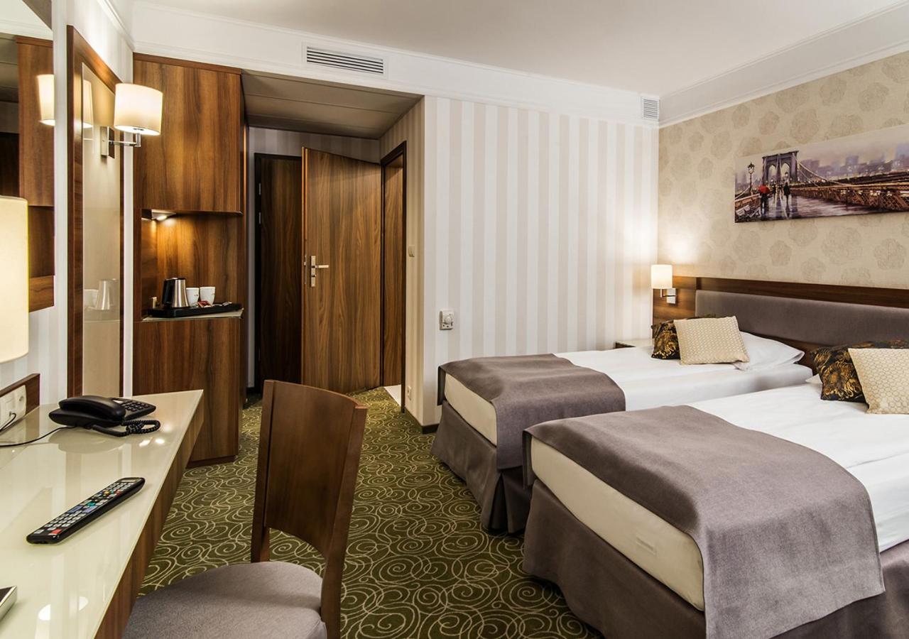 Twin Room photo 1
