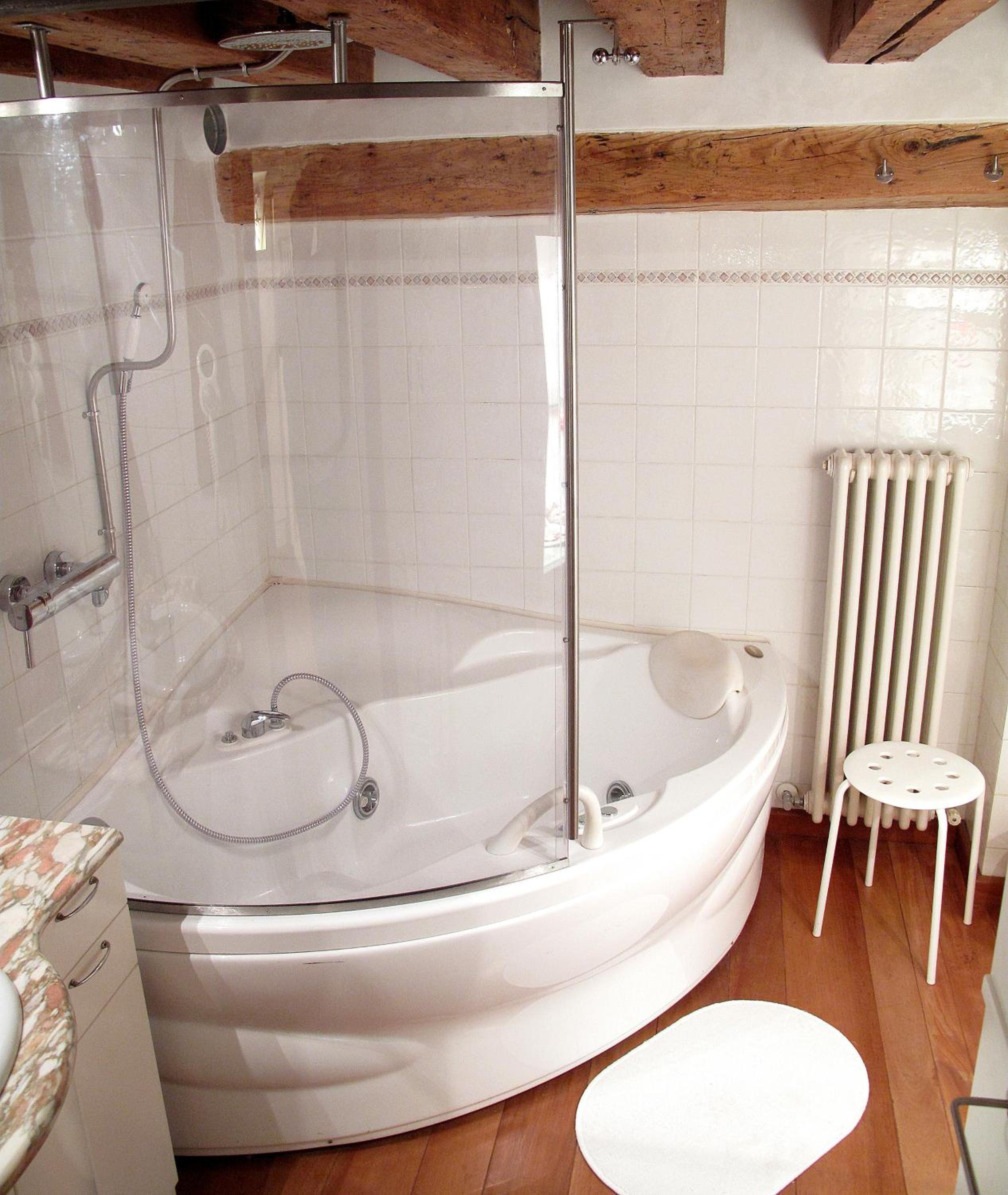Apartment - Split Level photo 3