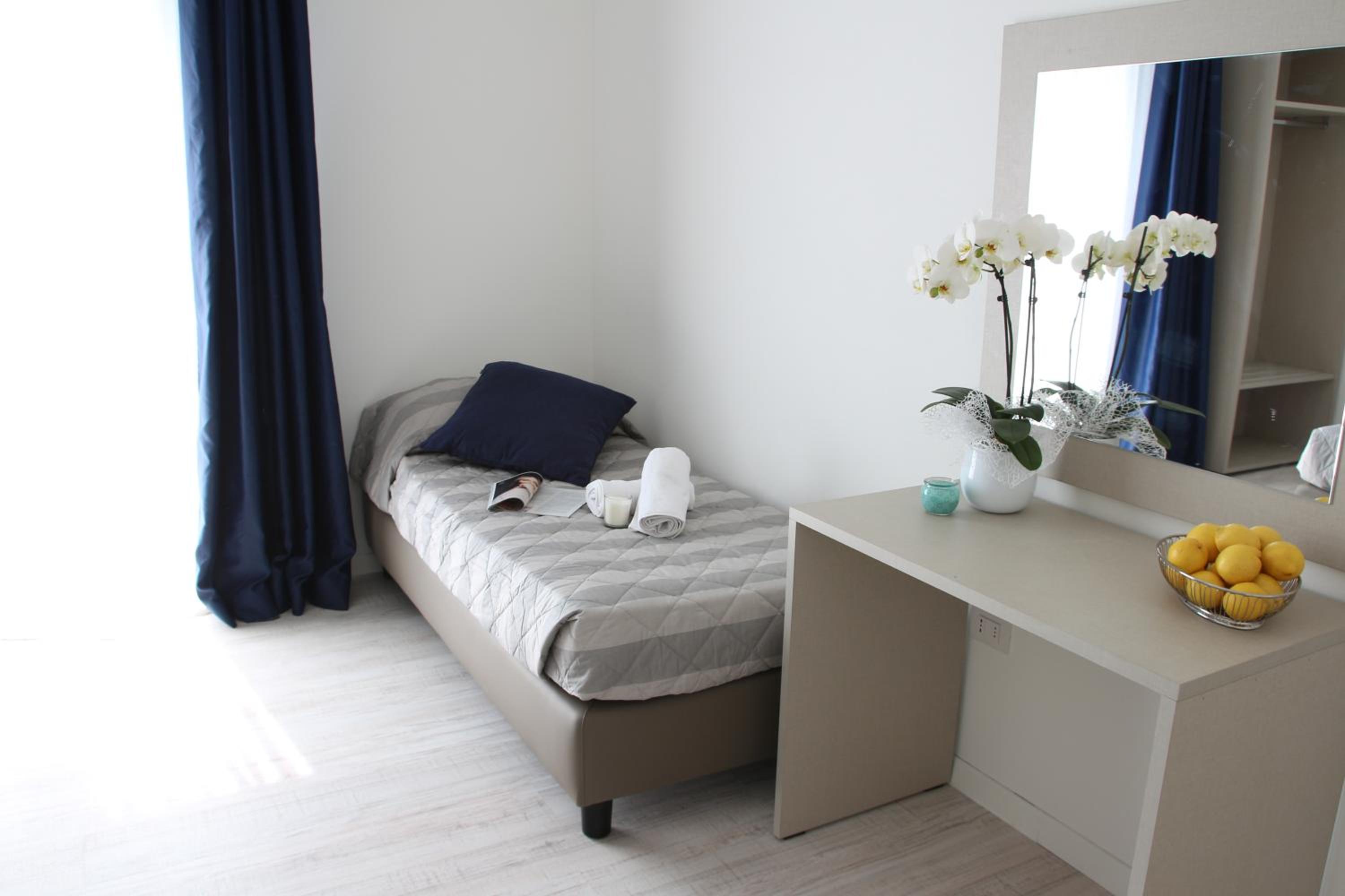Comfort Triple Room - Photo 4