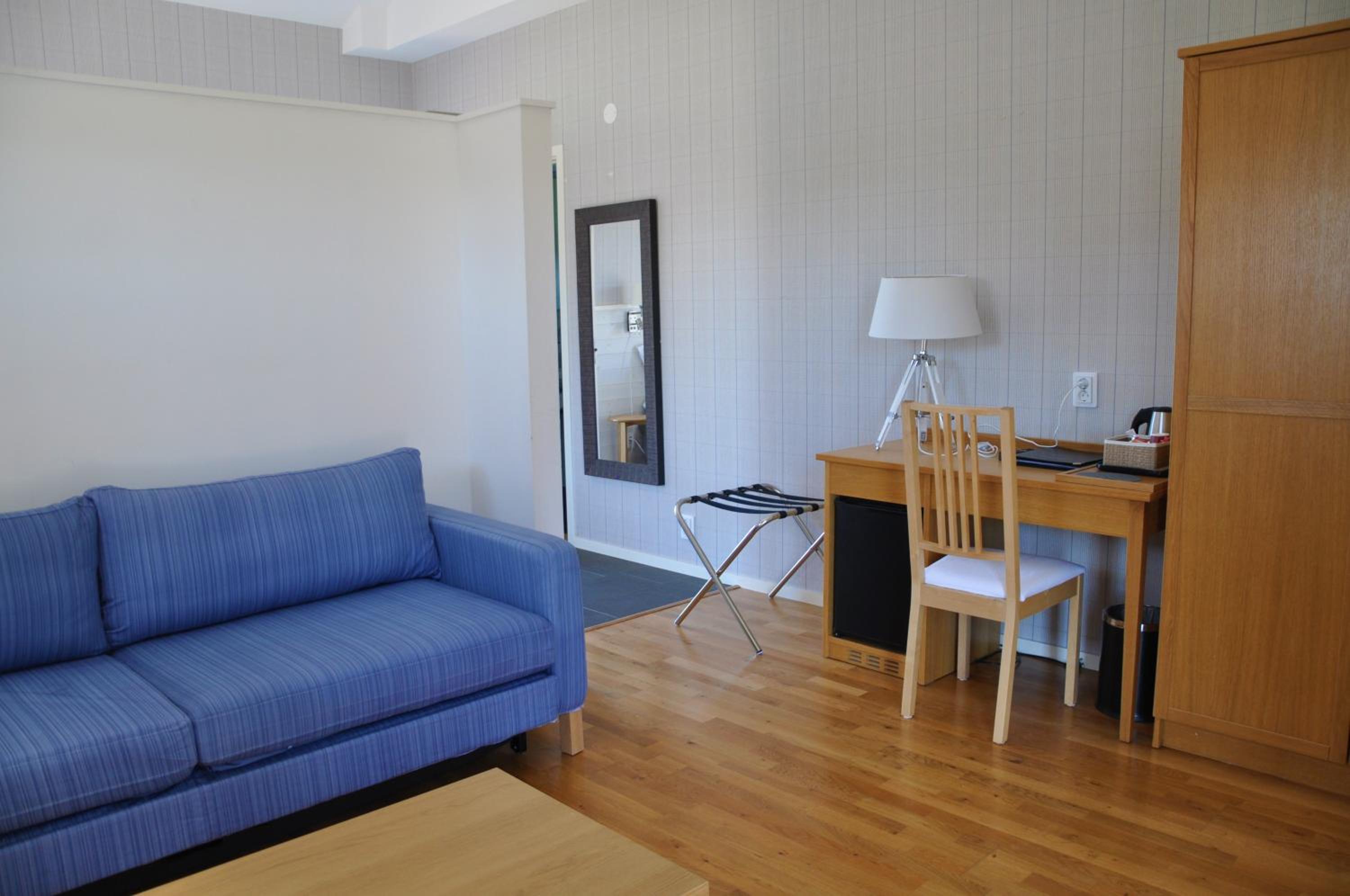 Suite - Photo 4