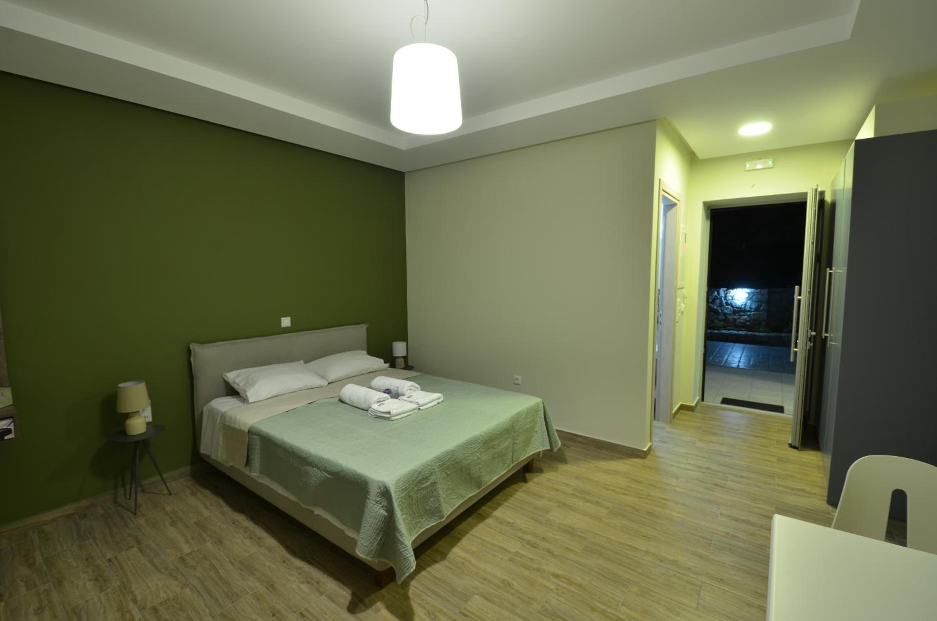 Deluxe Triple Room with Sea View