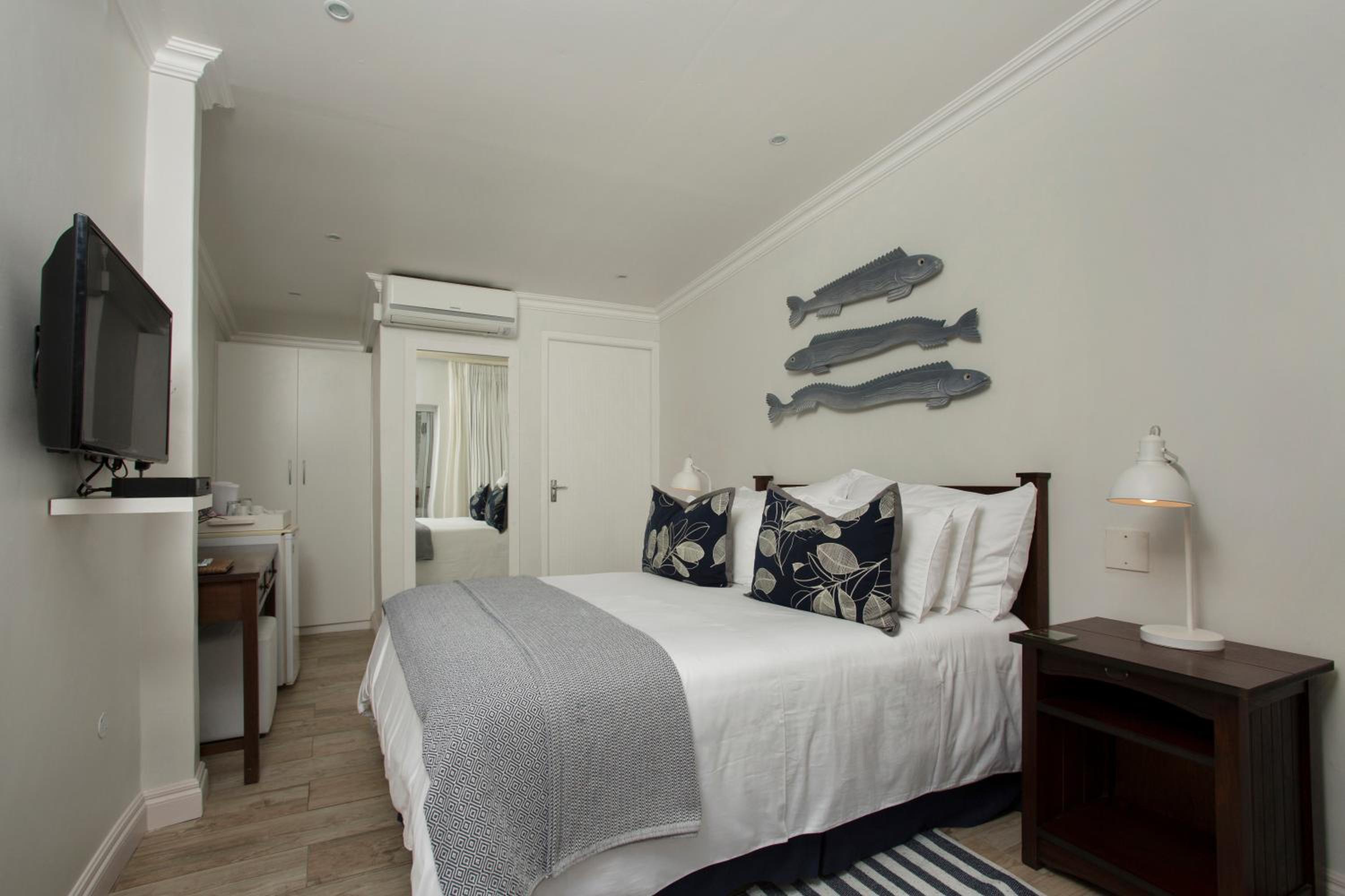 Standard Double Room photo 2