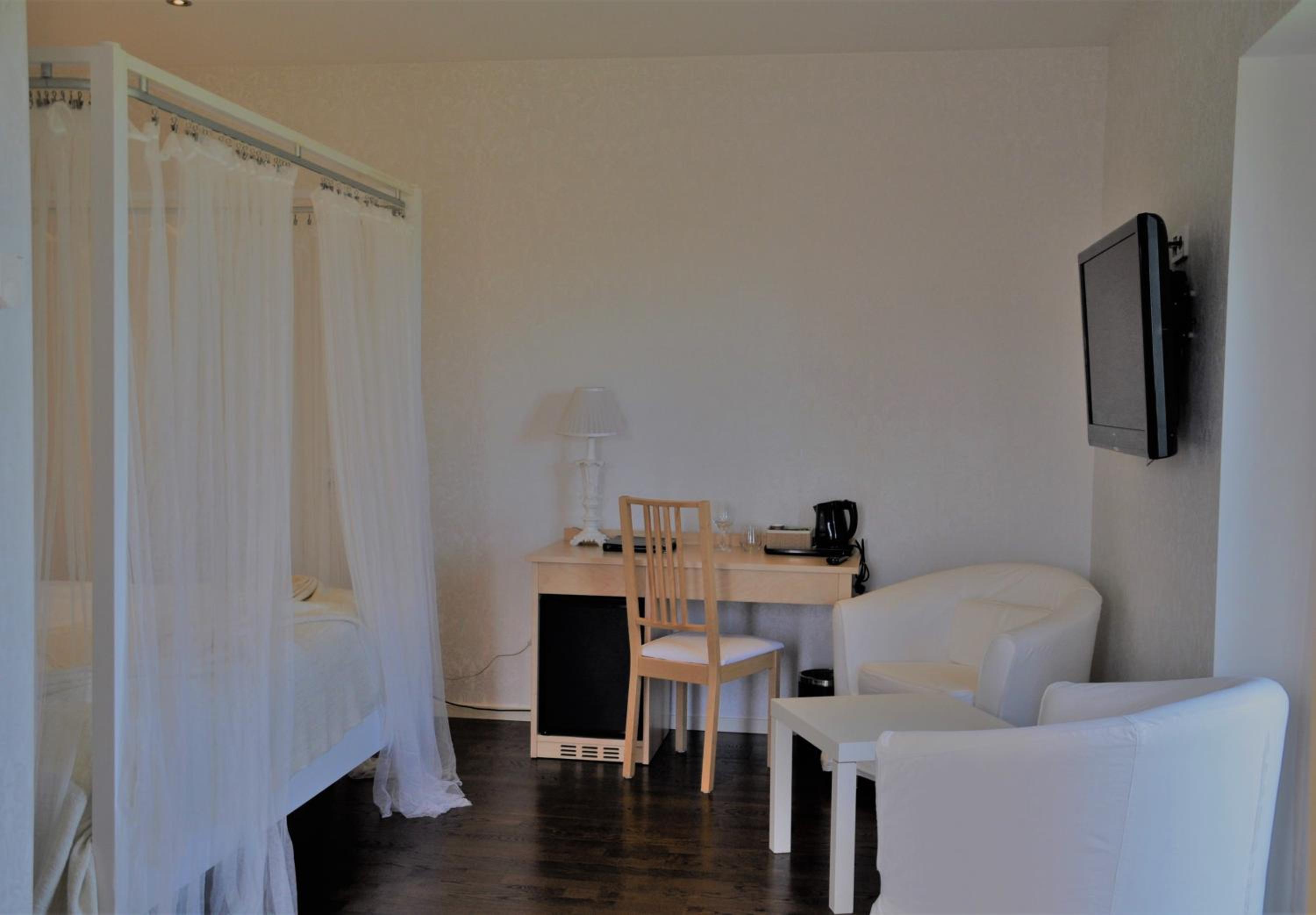 Mini Suite - Photo 2
