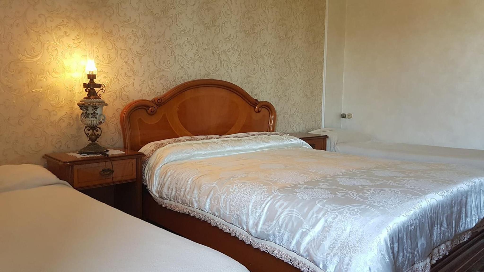 Quadruple Room with Private Bathroom photo 1