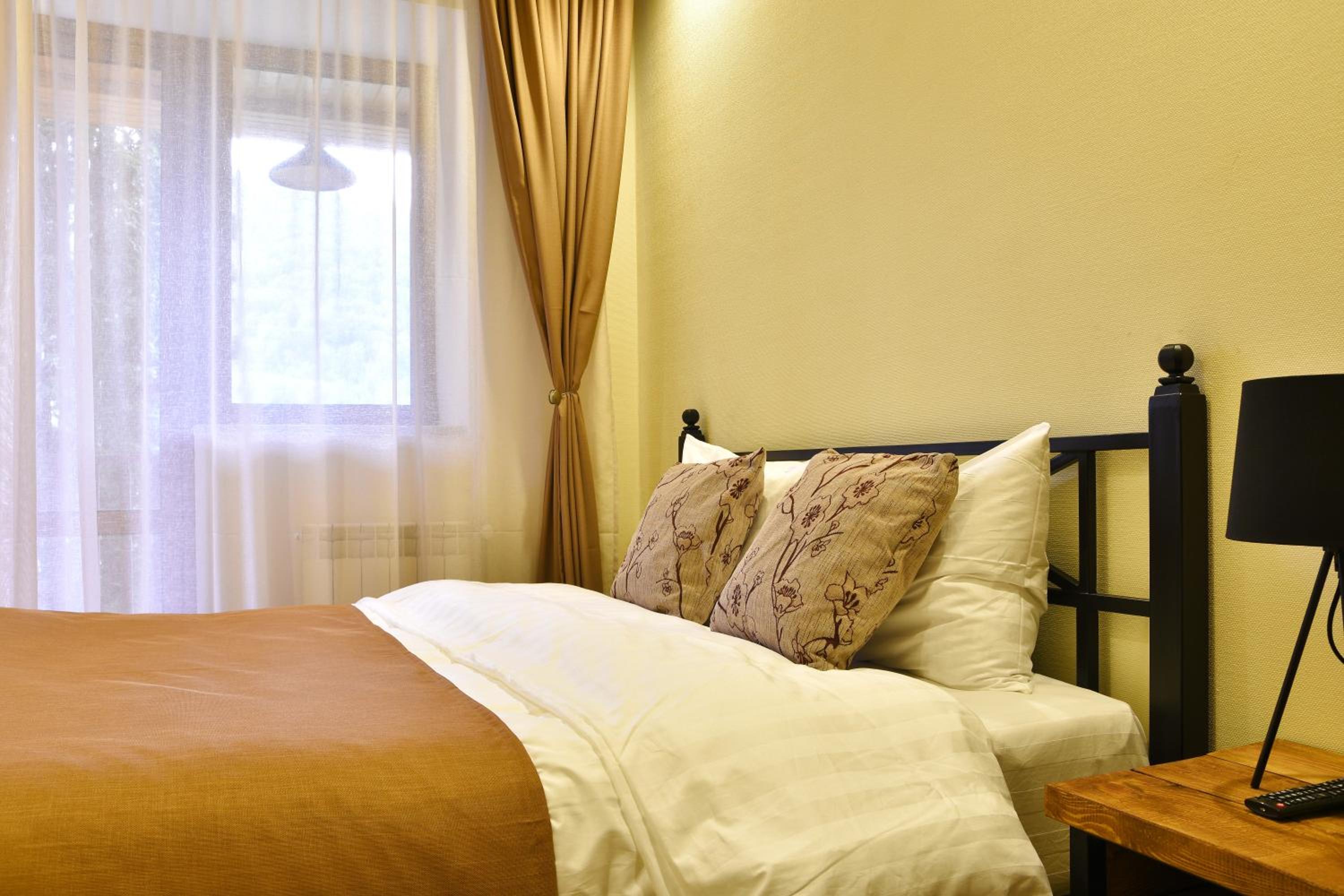 King Room With Balcony