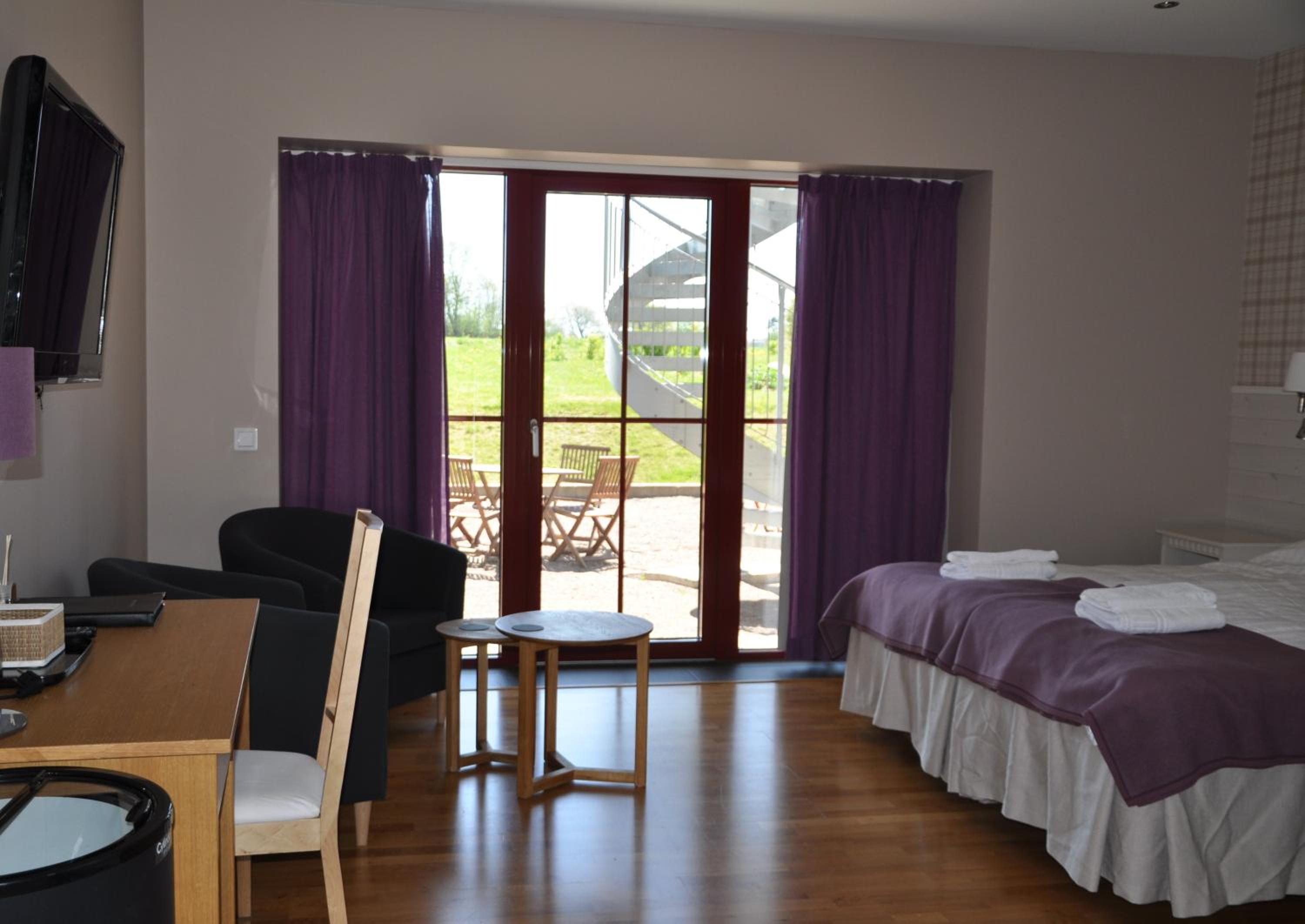 Double Room - Photo 25