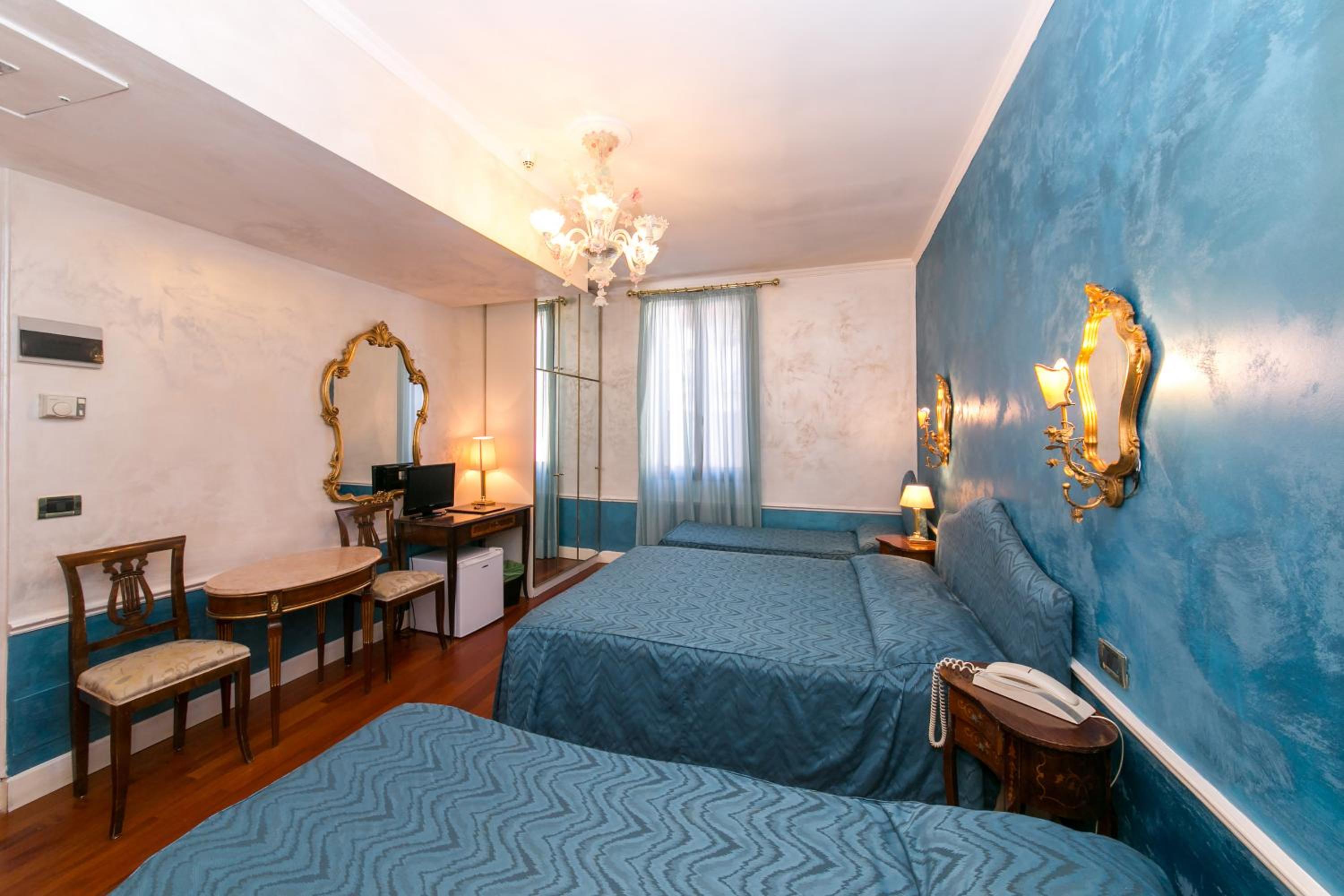 Quadruple Room photo 3
