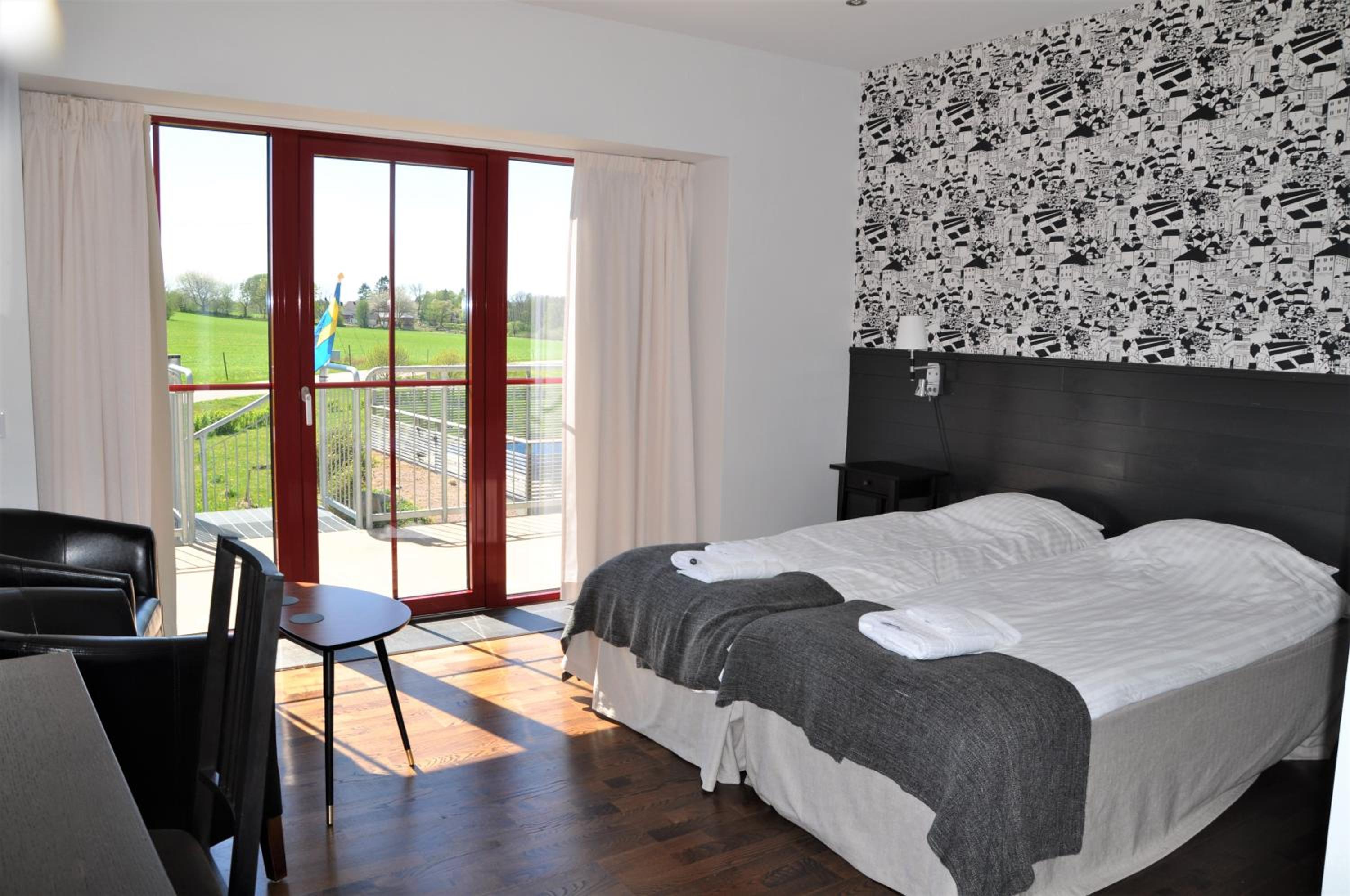 Double Room - Photo 11