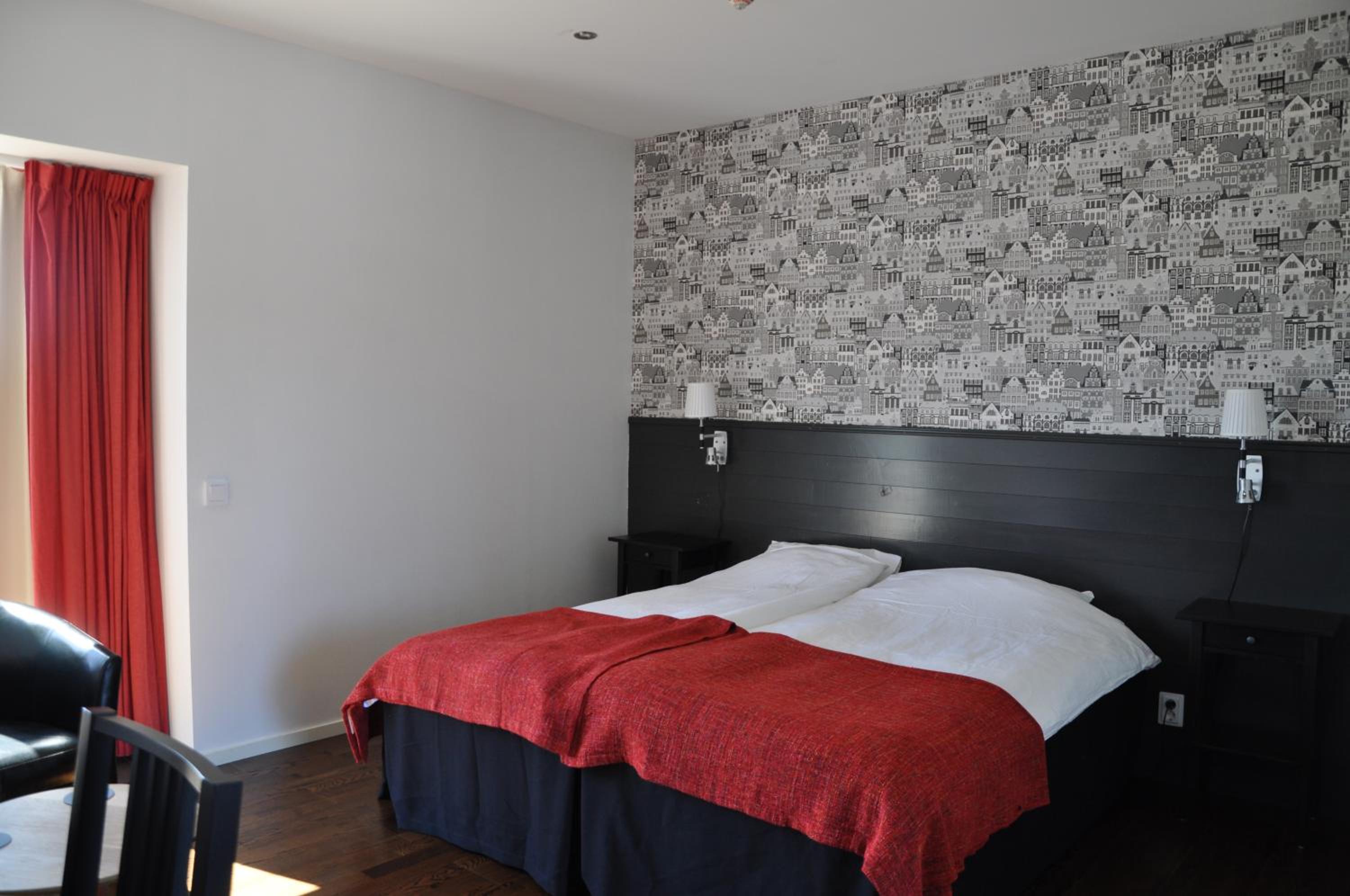 Double Room - Photo 9