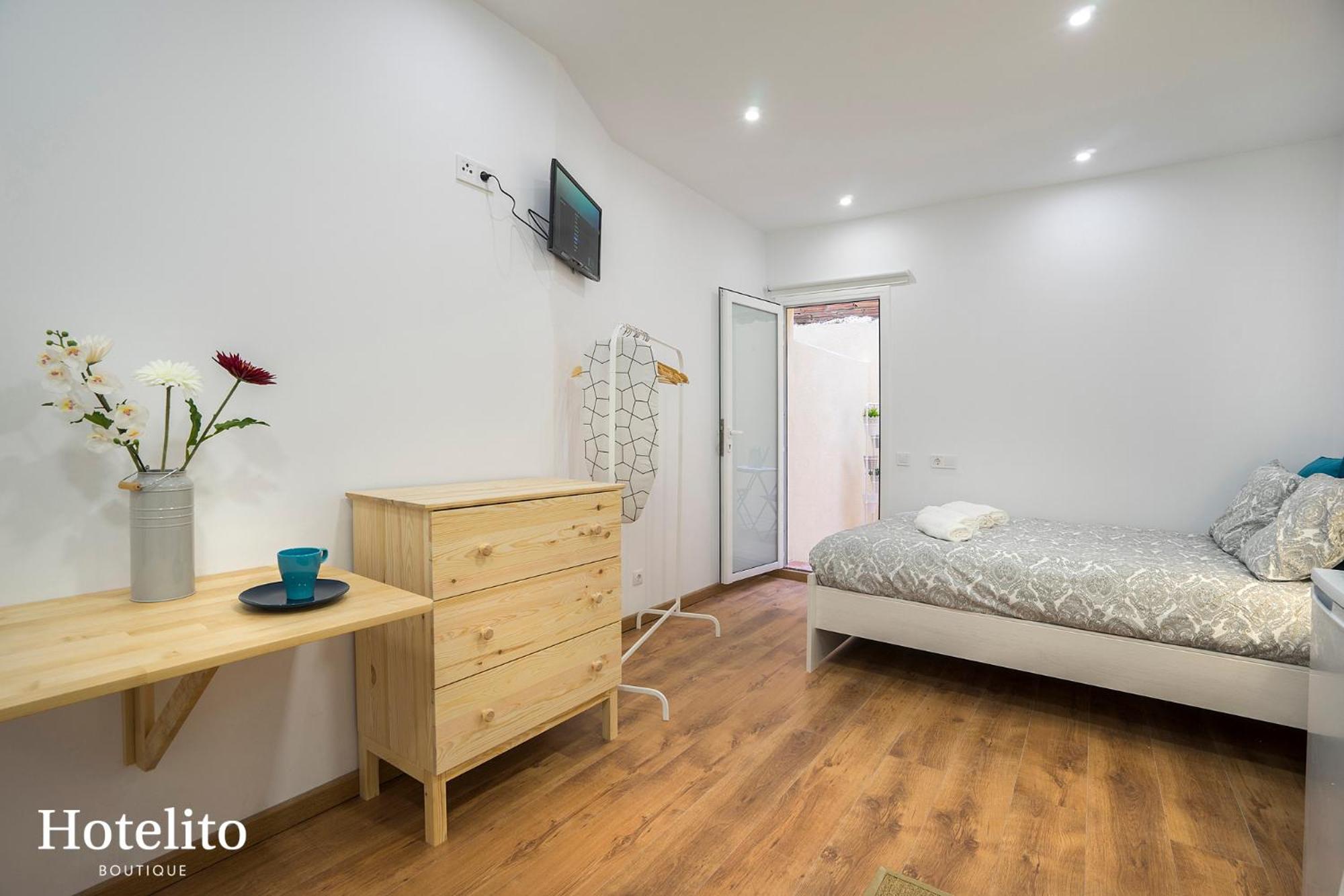 Estudio con terraza