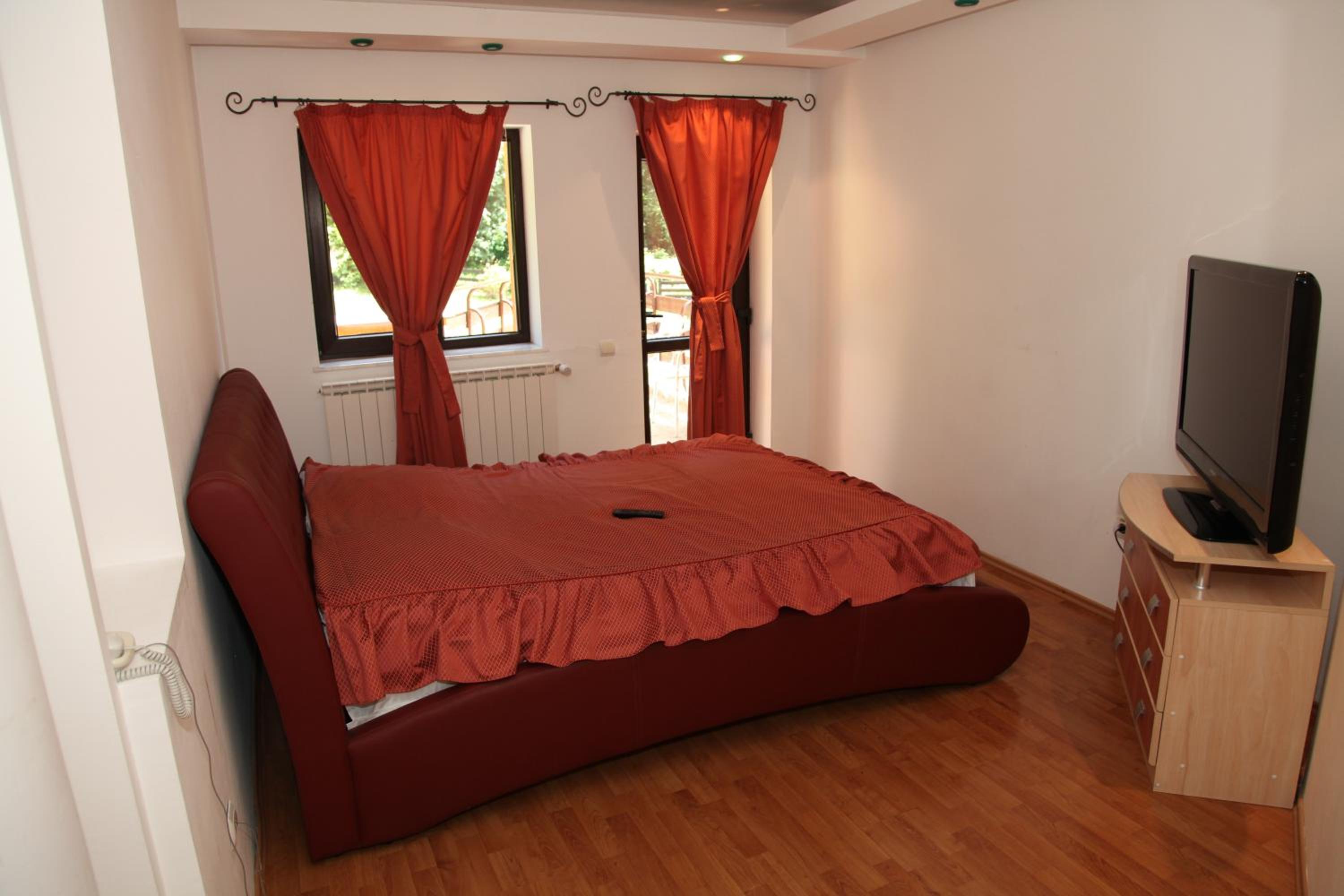 Triple Room With Private Bathroom photo 1