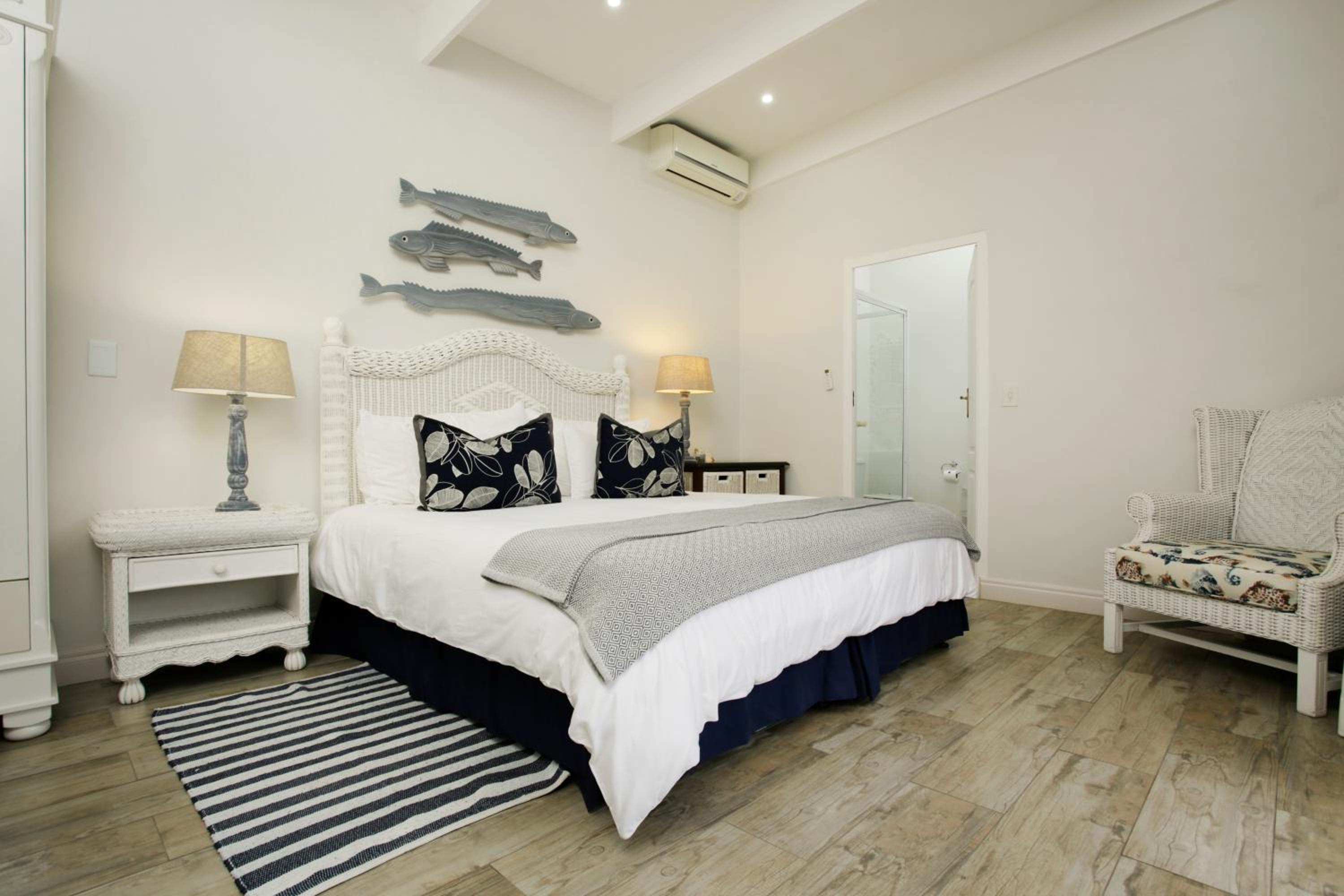 Double or Twin Room with Pool View