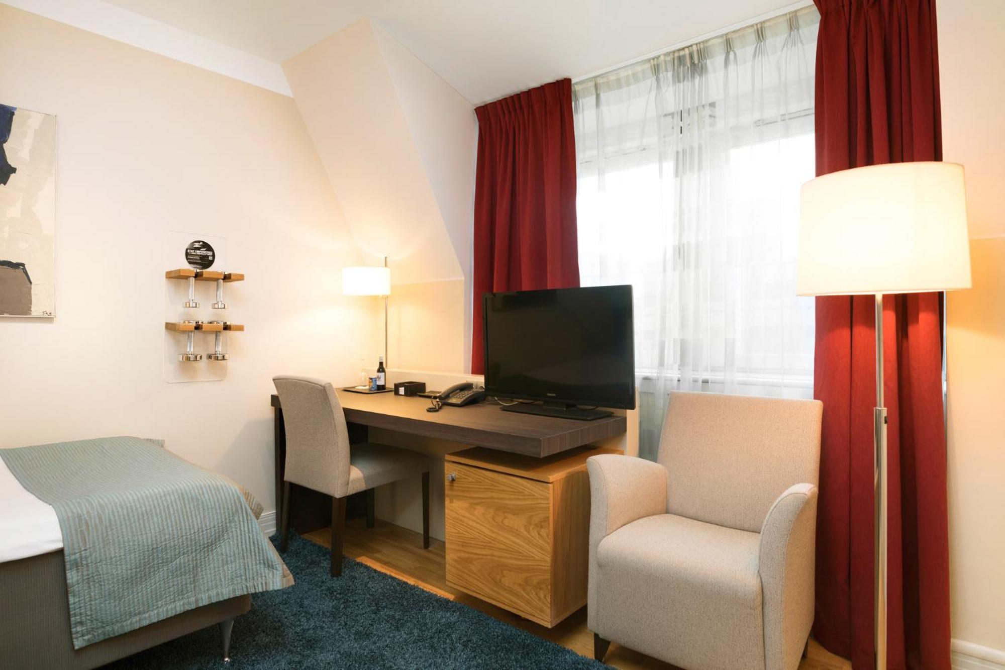 Classic Single Room