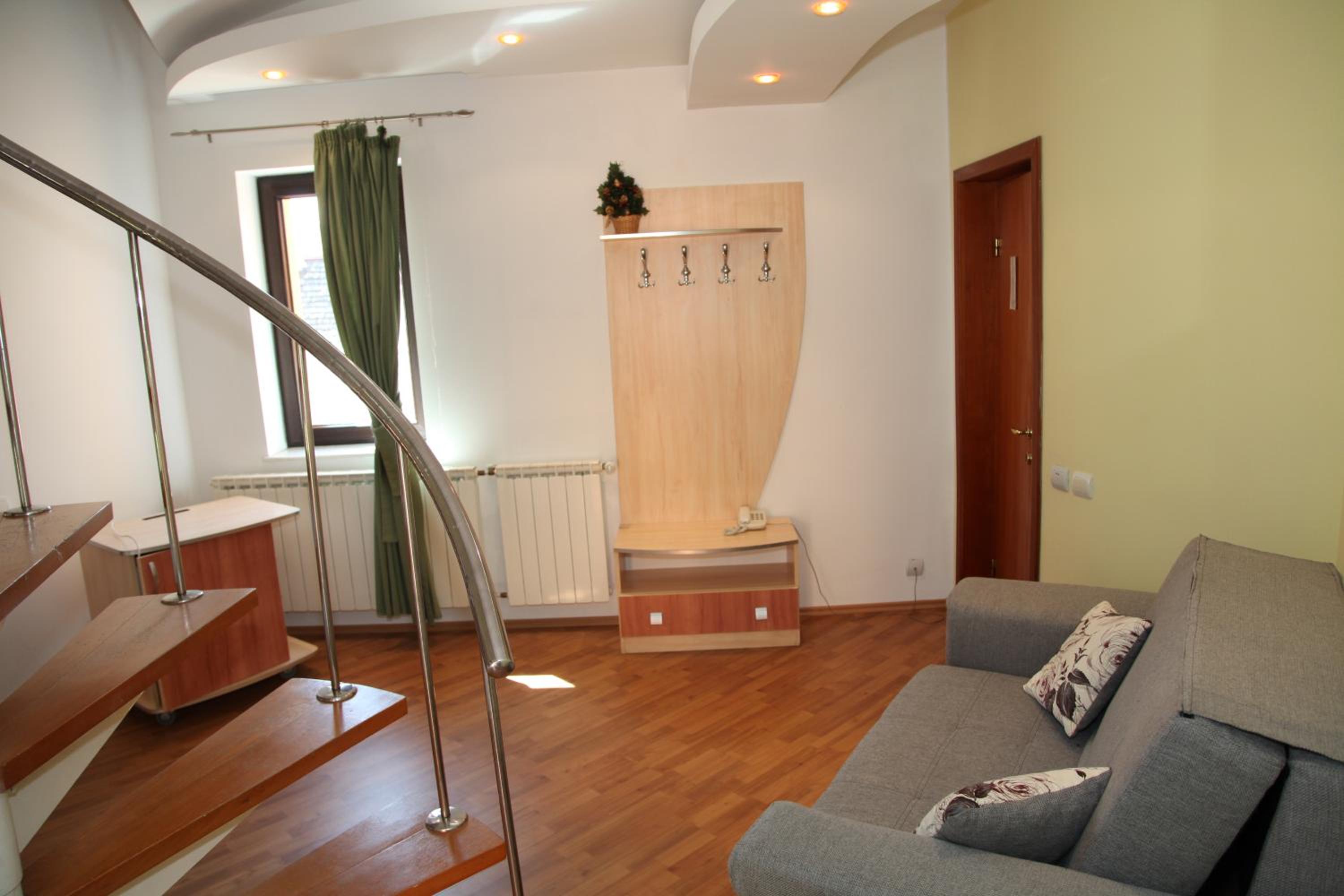Duplex Suite 2 With Internal Staircase photo 1