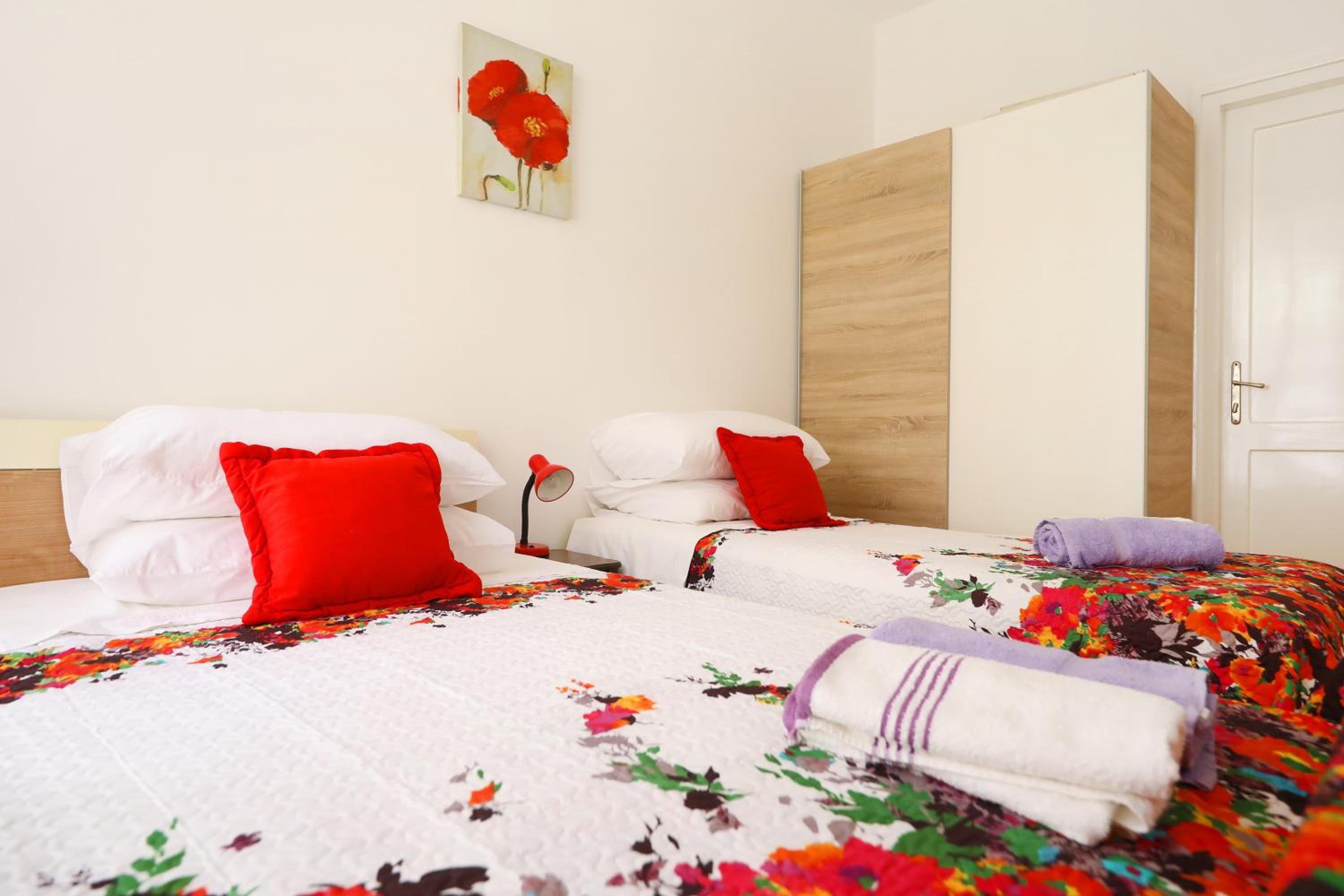 Apartment - Photo 6