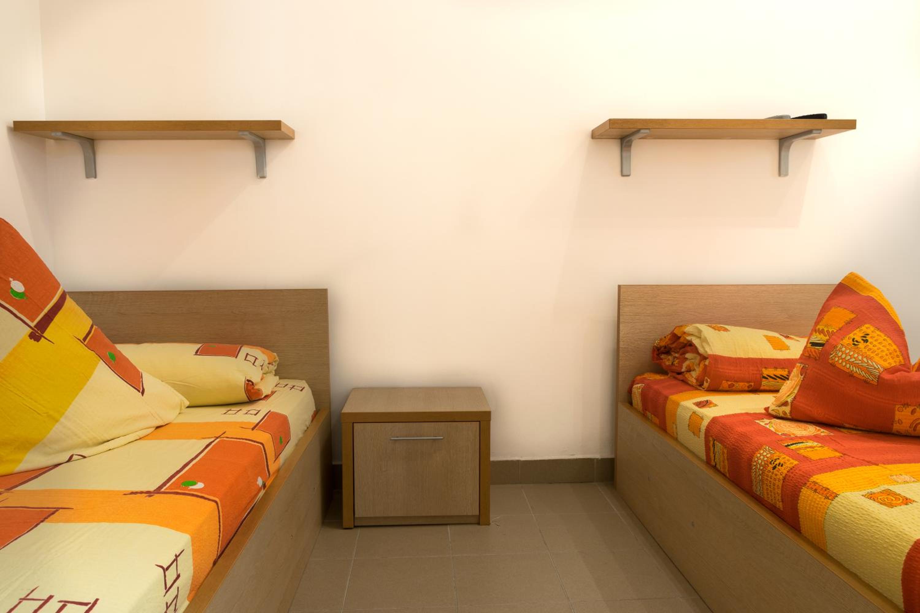 Triple Room with Private Bathroom - Photo 1