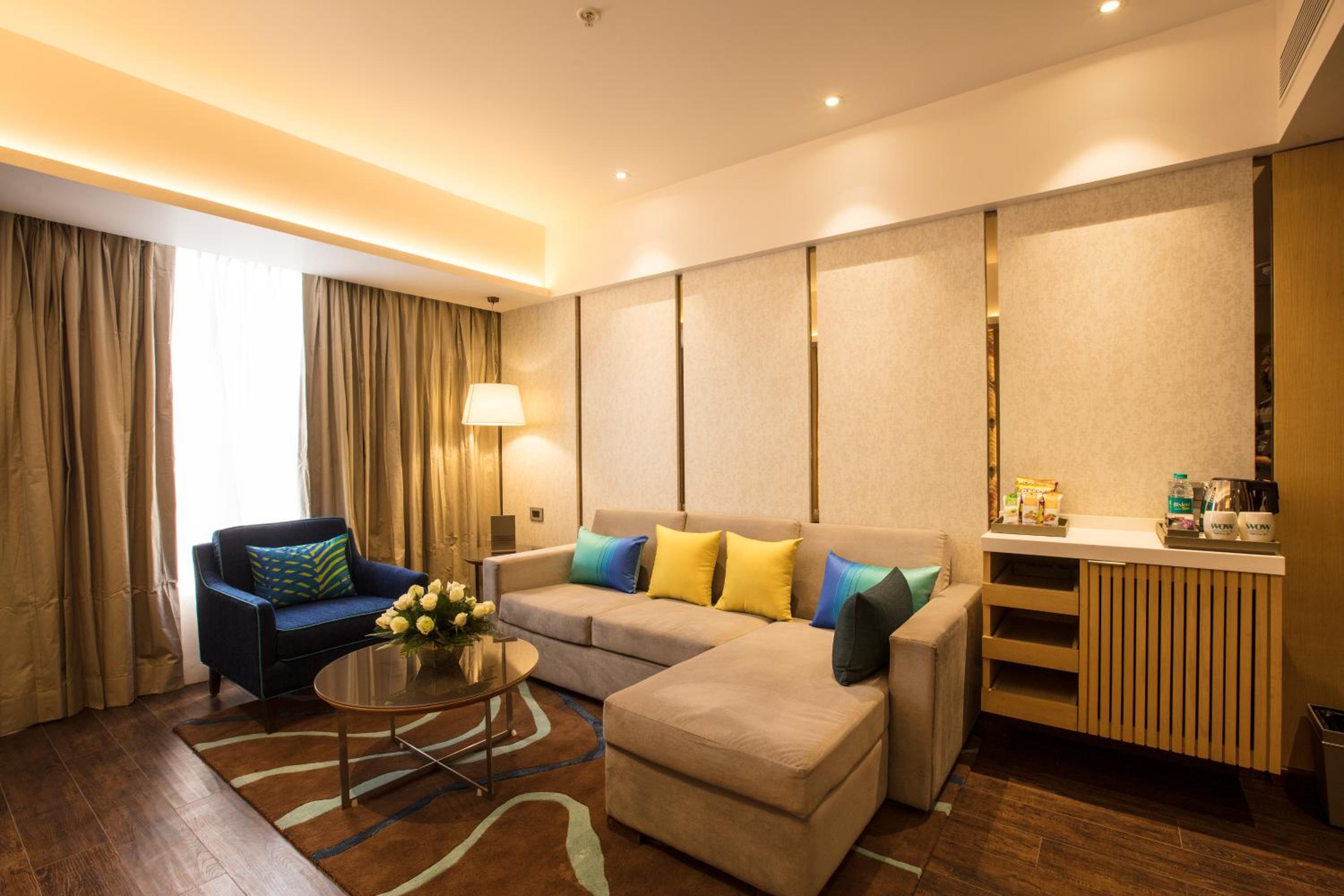 Premium Suite - 10% Discount on Food & Beverages, SPA and Laundry