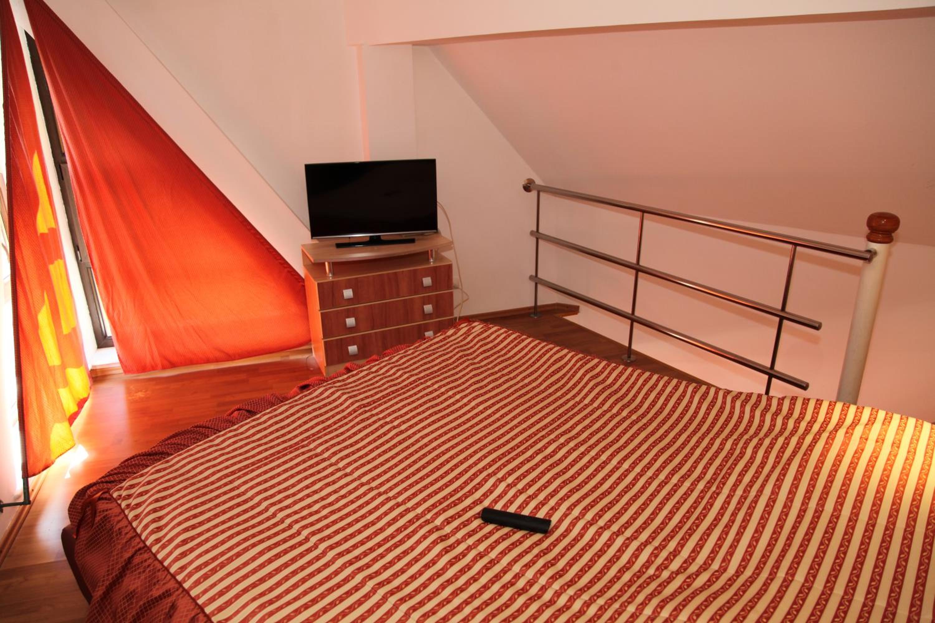 Duplex Suite 5 With Internal Staircase photo 3